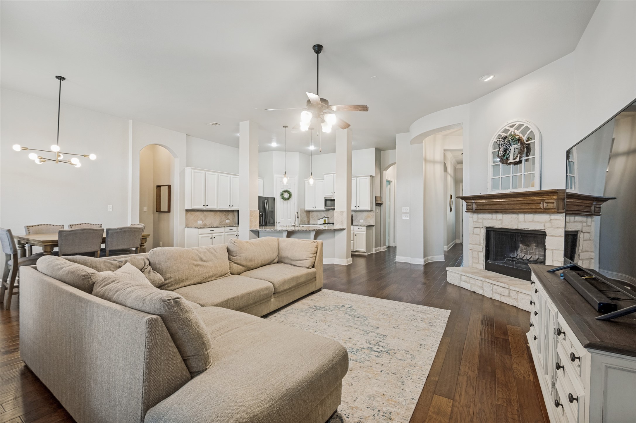 7239 Cana Grand Prairie TX 75054