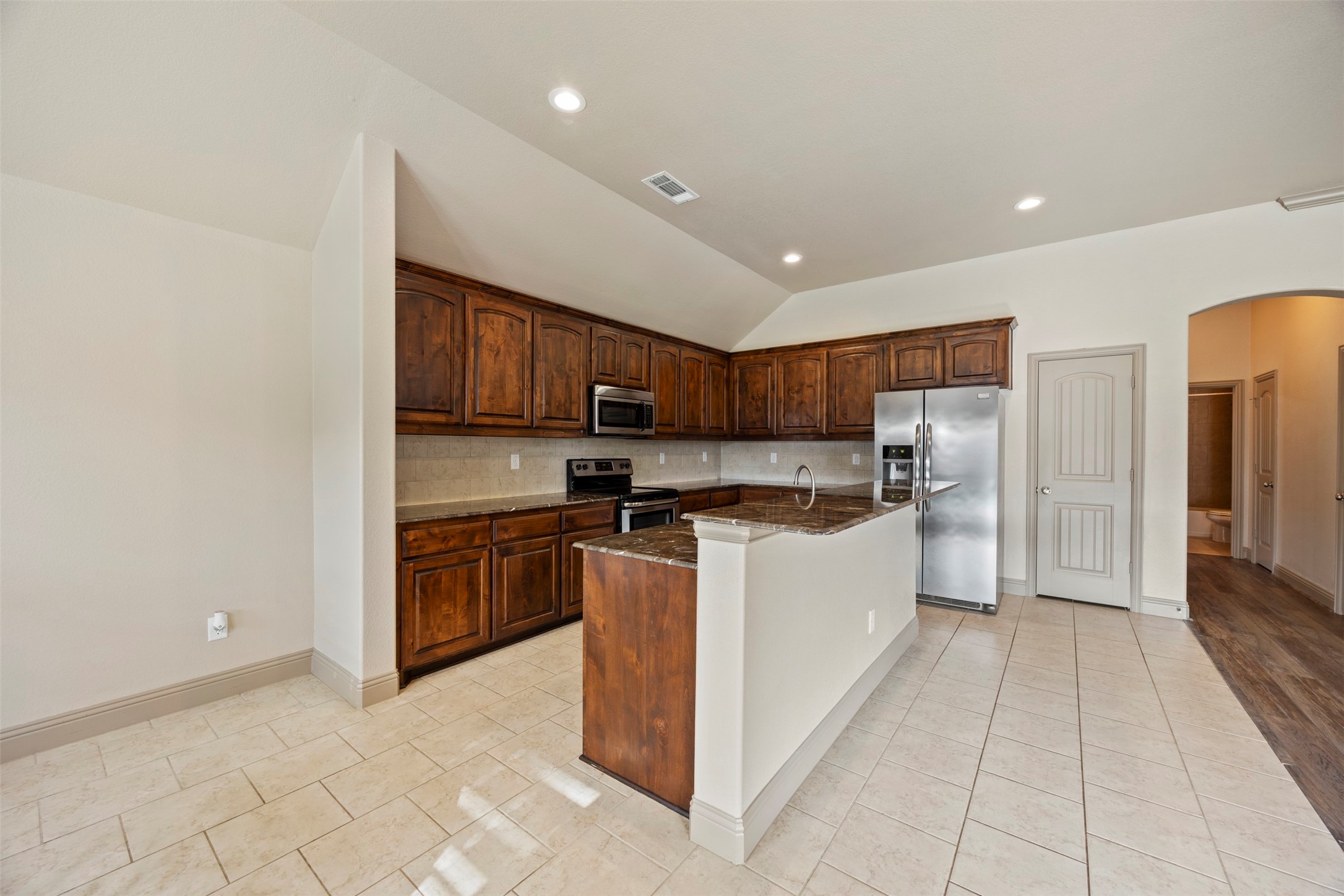 138 Liberty Way Waxahachie TX 75167