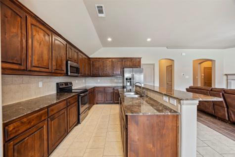 138 Liberty Way Waxahachie TX 75167