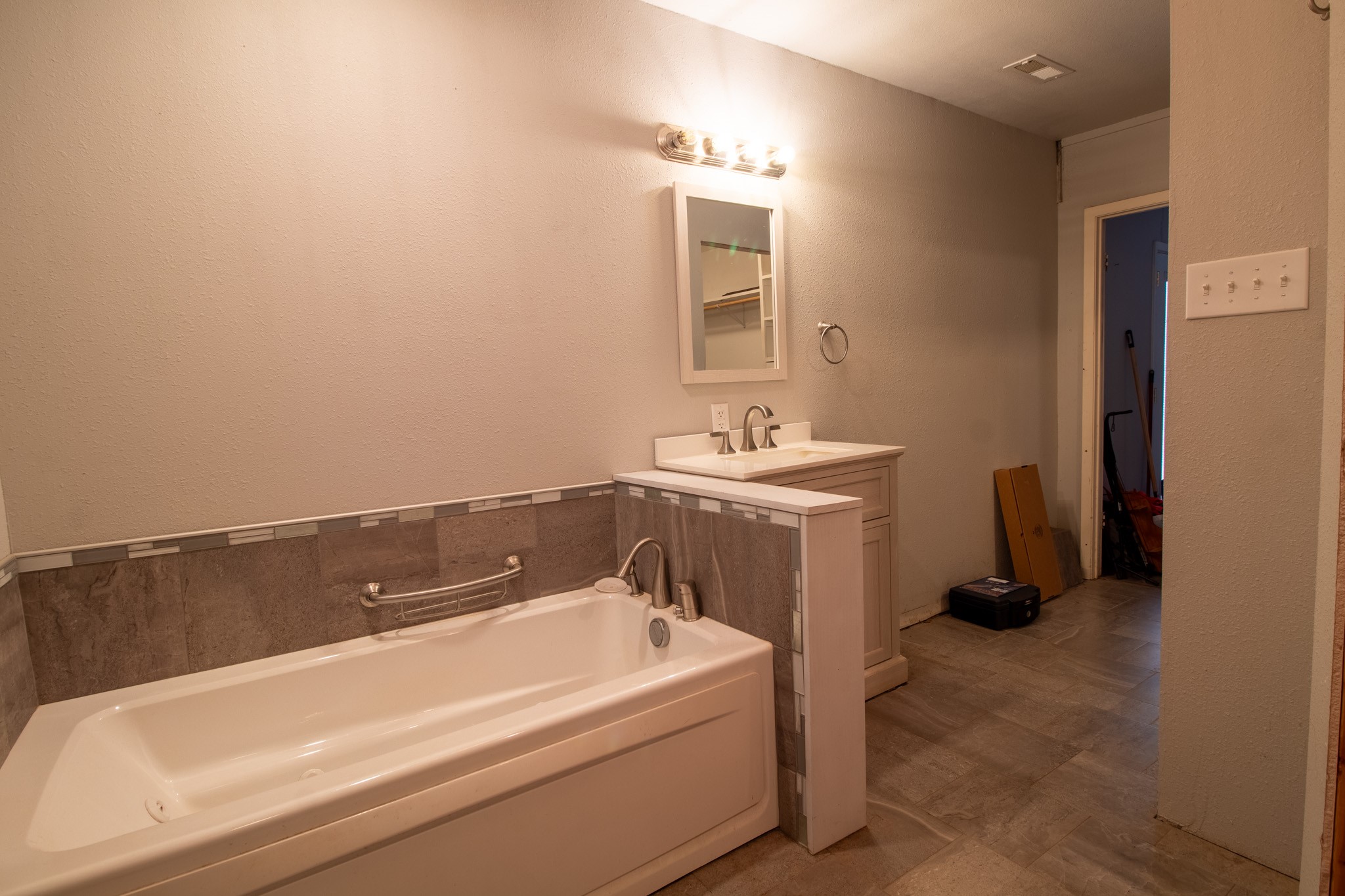 1088 Pheasant Road Gladewater TX 75647