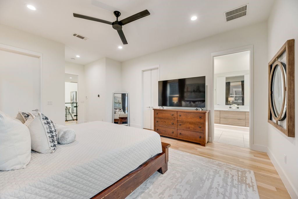 5623 Winton Street Dallas TX 75206