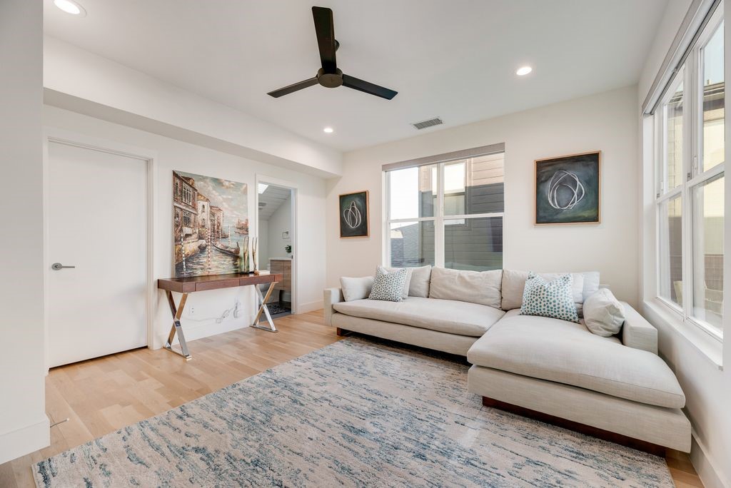 5623 Winton Street Dallas TX 75206