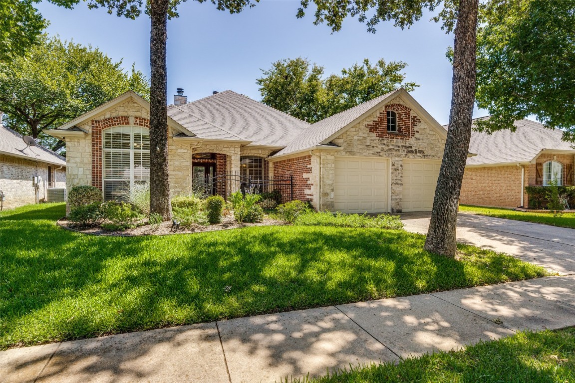 2408 Casey Court Arlington TX 76013