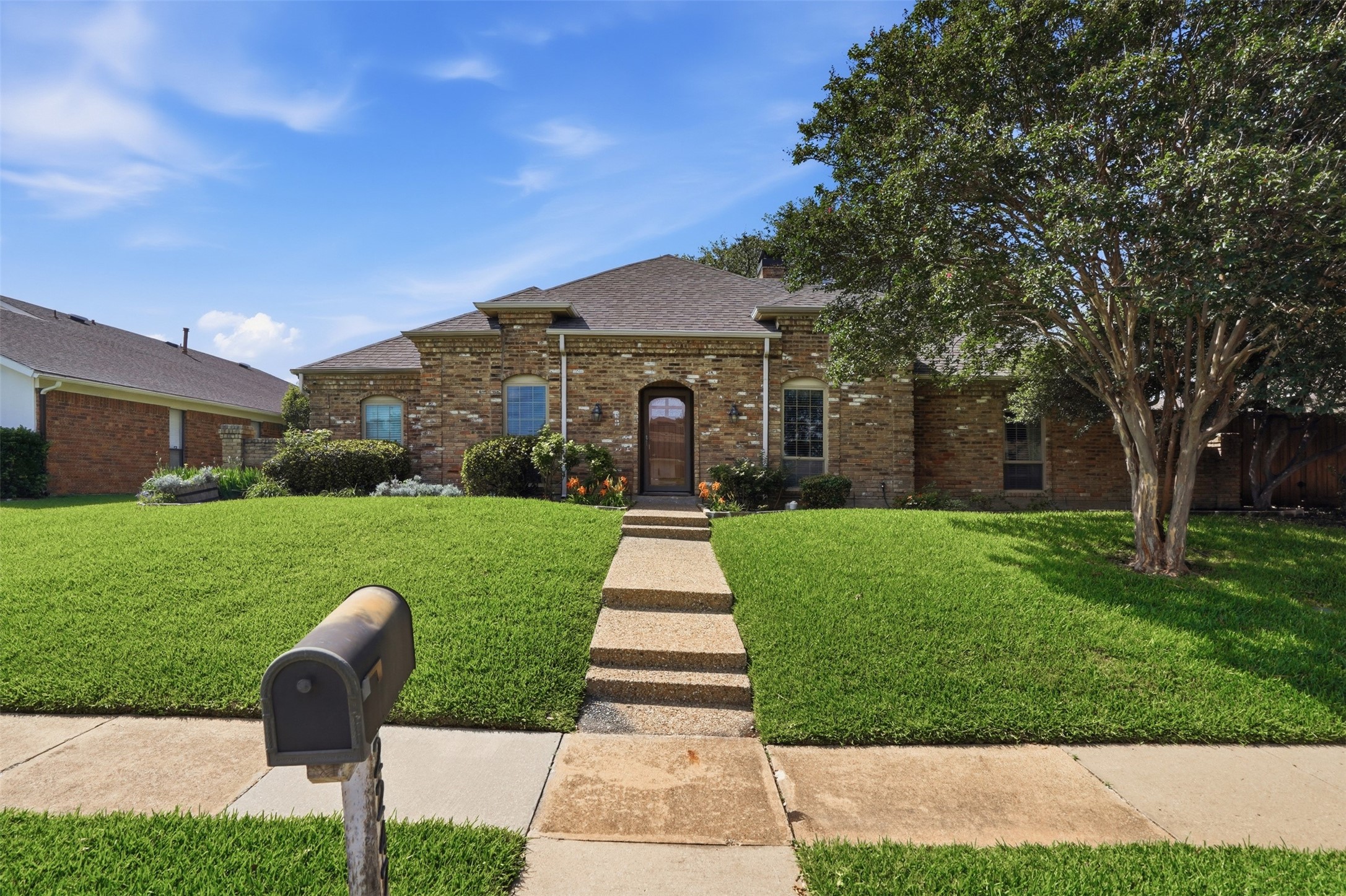 2247 Valley Mill Carrollton TX 75006