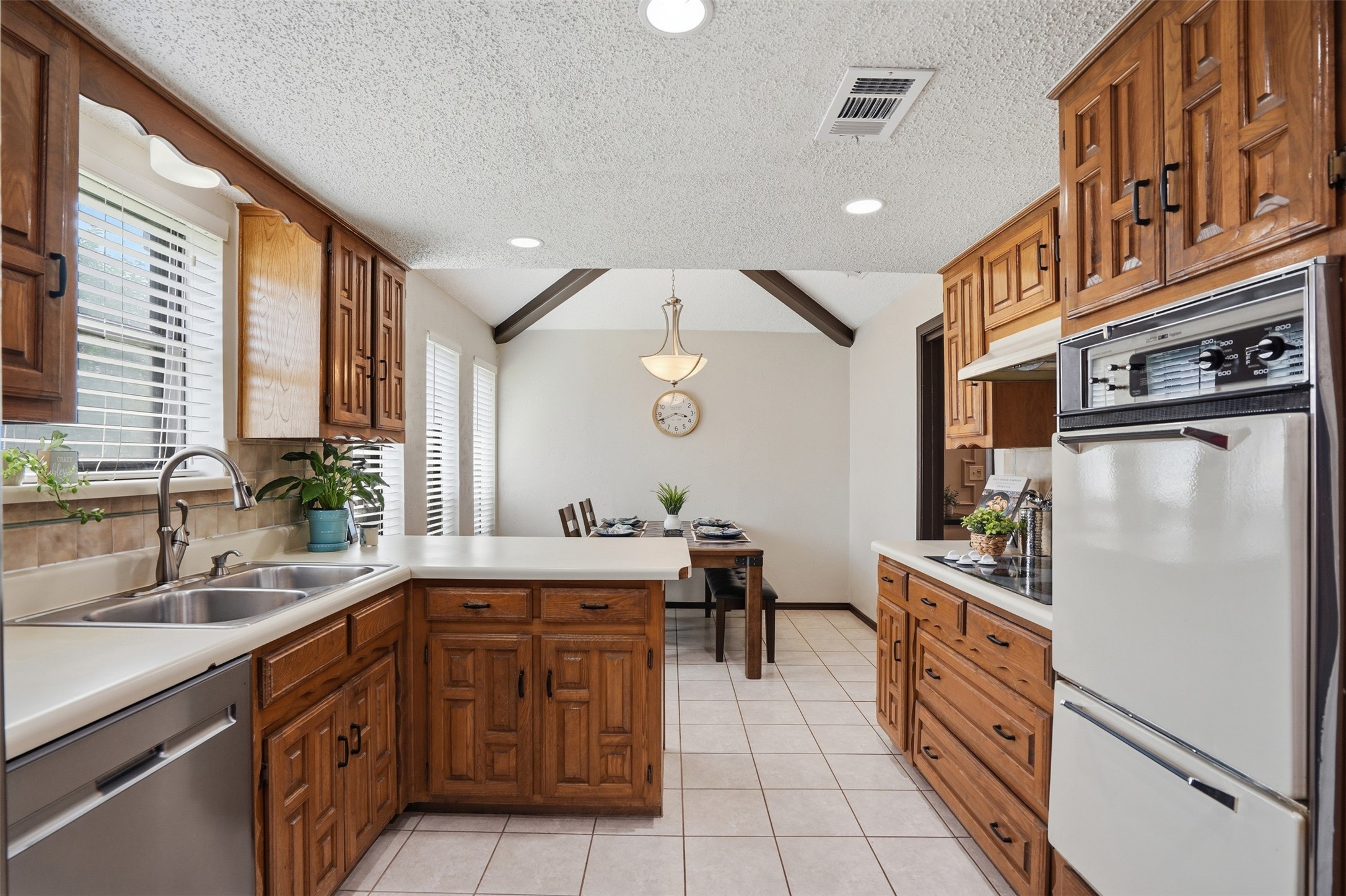 2247 Valley Mill Carrollton TX 75006