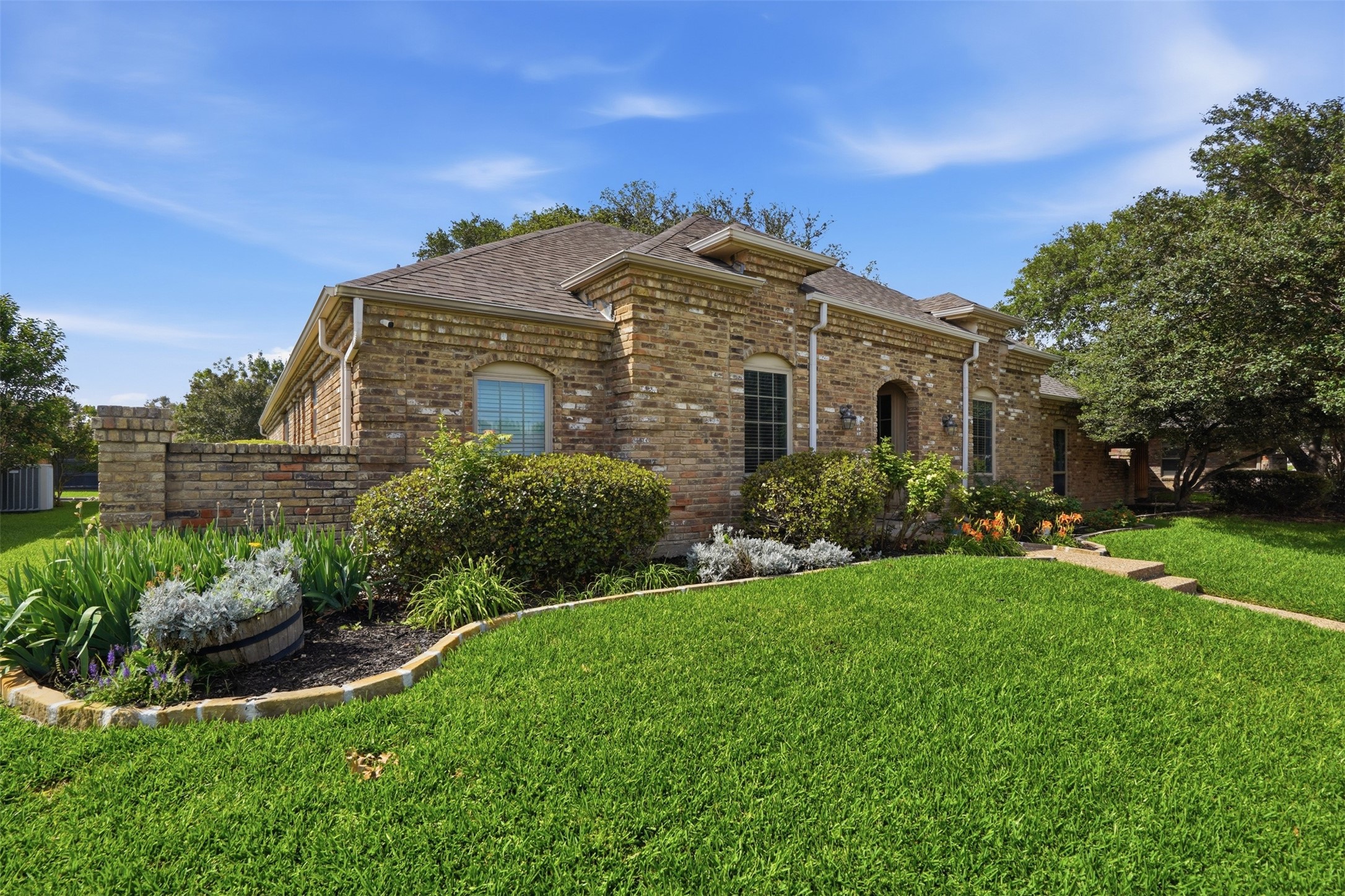 2247 Valley Mill Carrollton TX 75006
