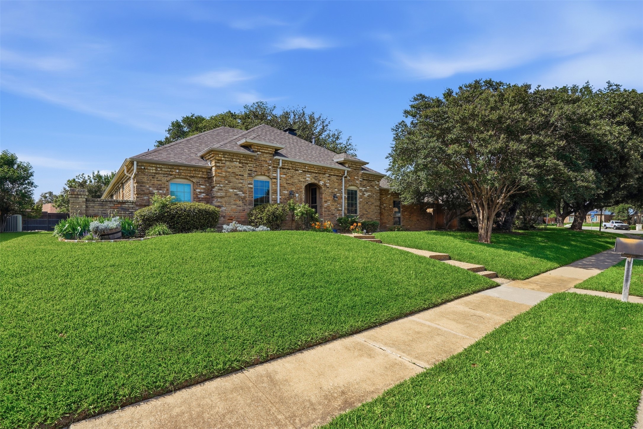 2247 Valley Mill Carrollton TX 75006