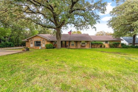 7313 Meadowbrook Drive Fort Worth TX 76112