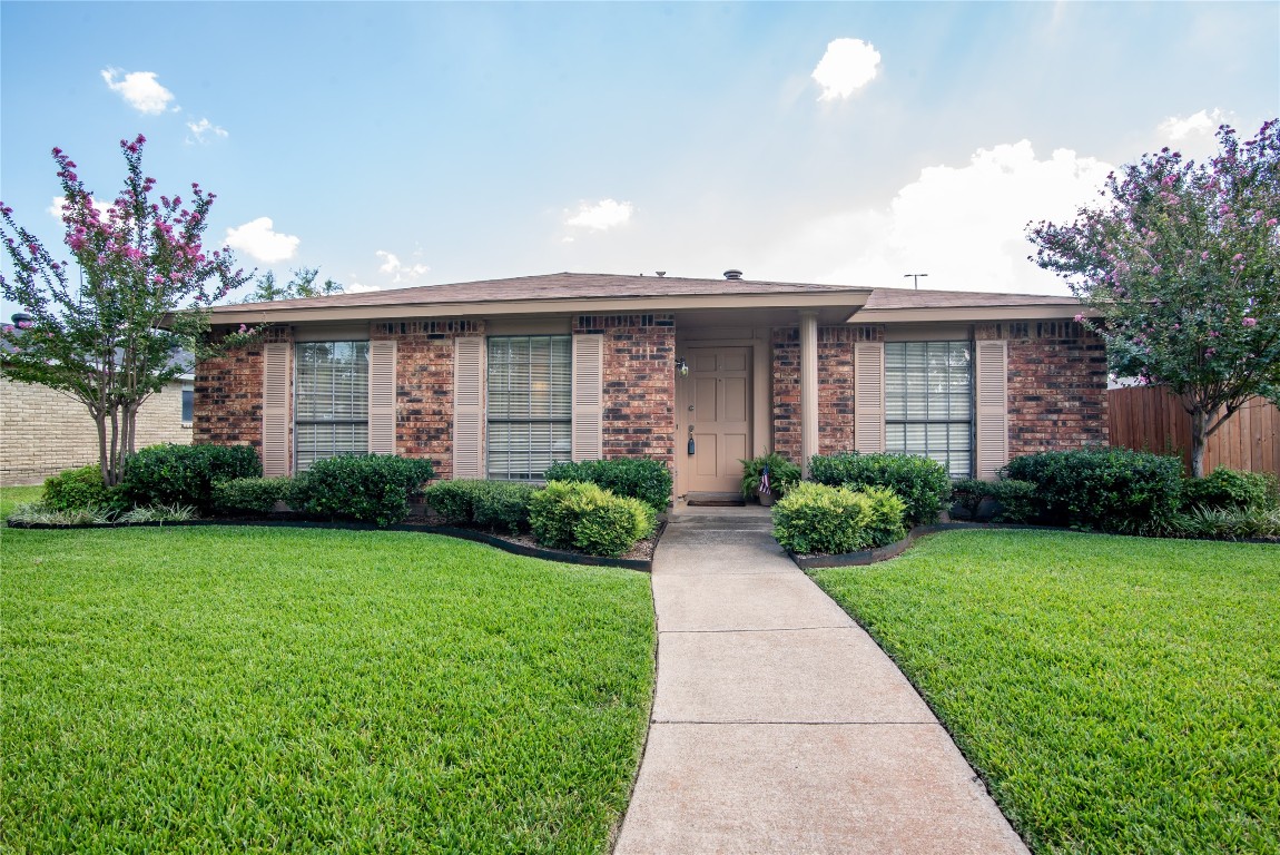 3526 Rockcrest Drive Garland TX 75044