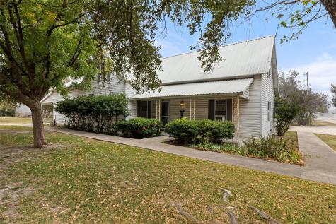 201 N 1st Street Cranfills Gap TX 76637