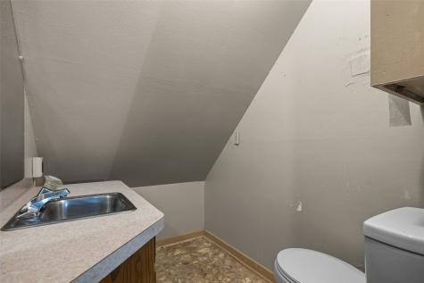 201 N 1st Street Cranfills Gap TX 76637