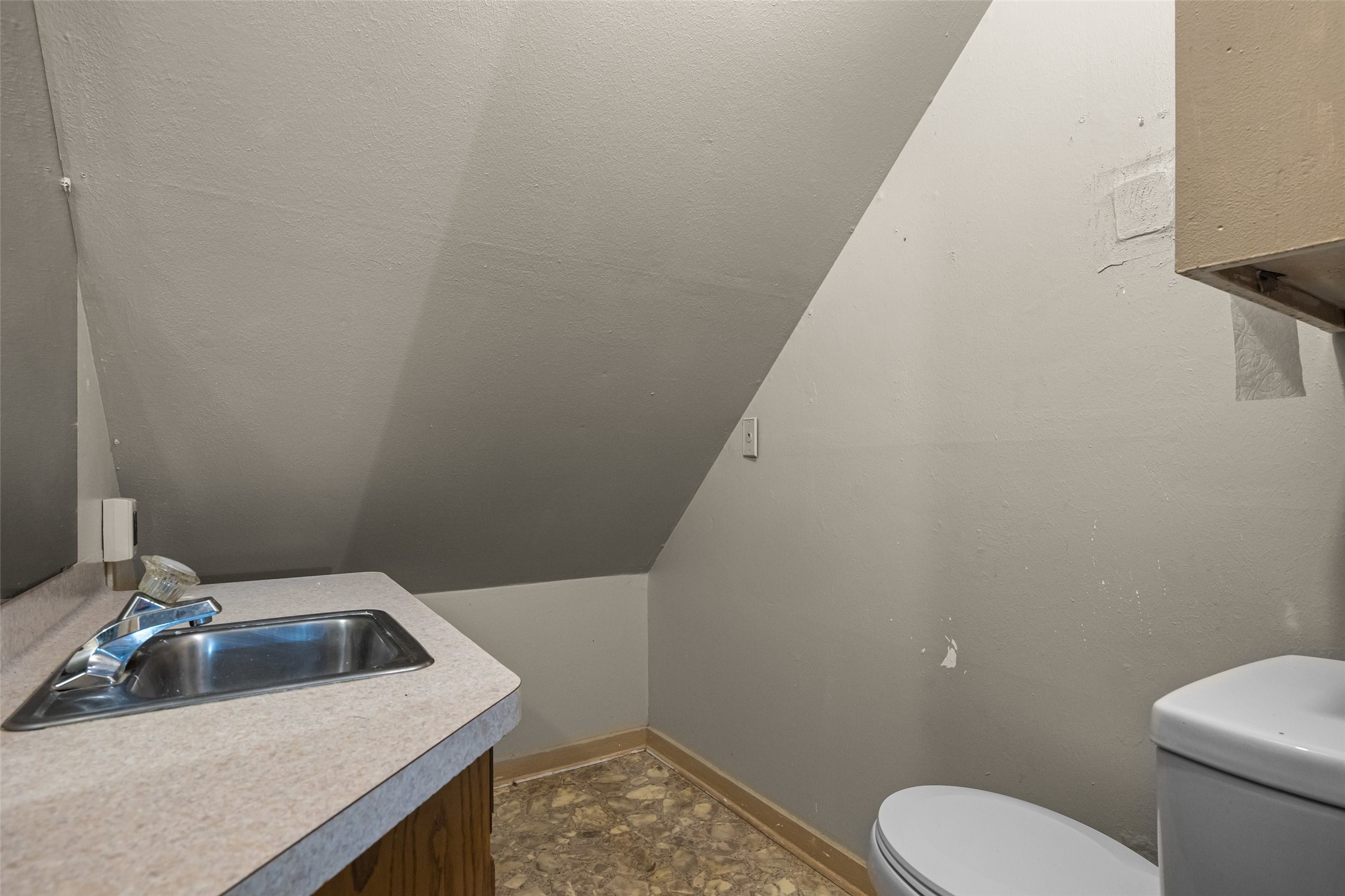 201 N 1st Street Cranfills Gap TX 76637