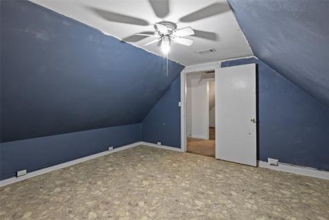 201 N 1st Street Cranfills Gap TX 76637