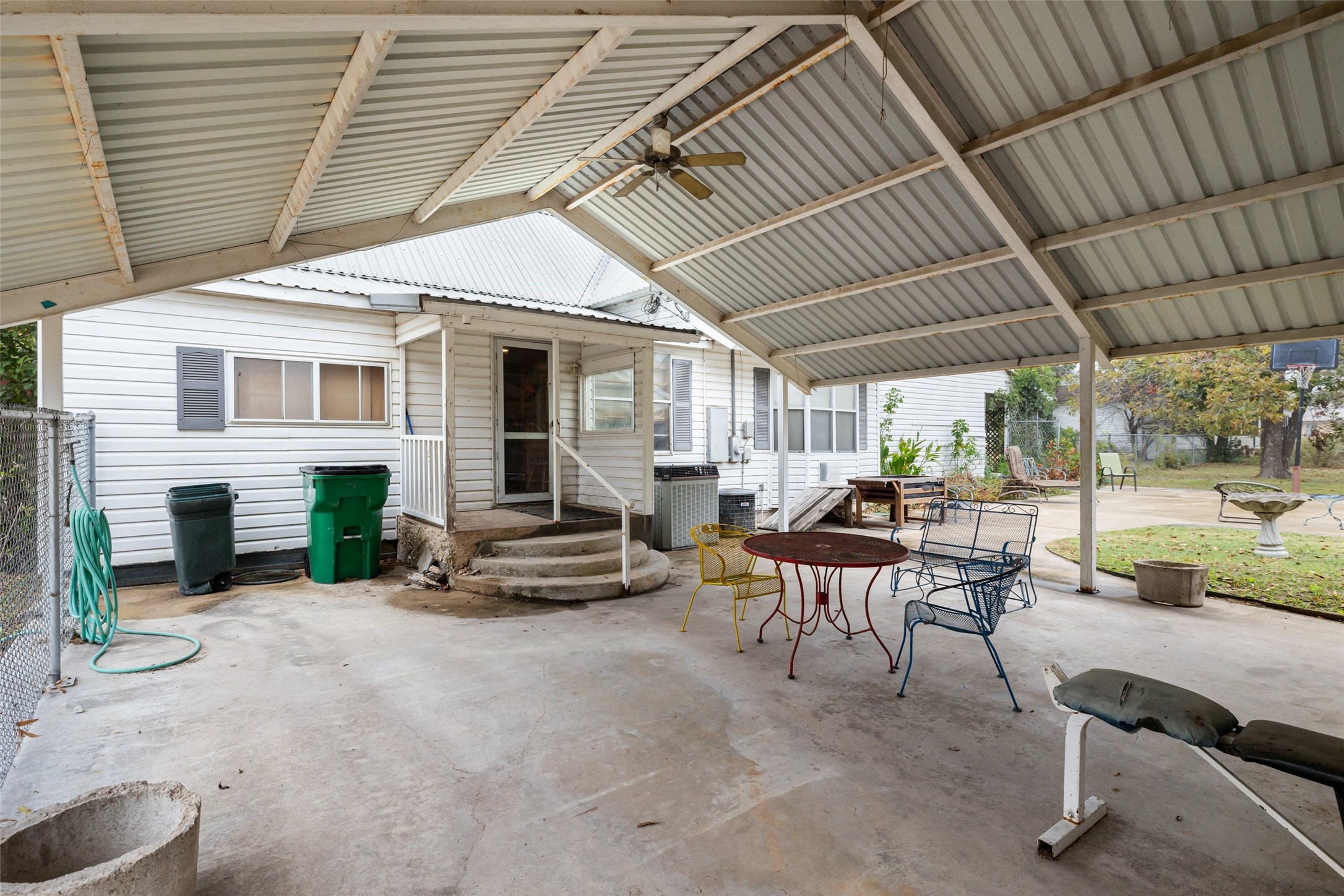 201 N 1st Street Cranfills Gap TX 76637