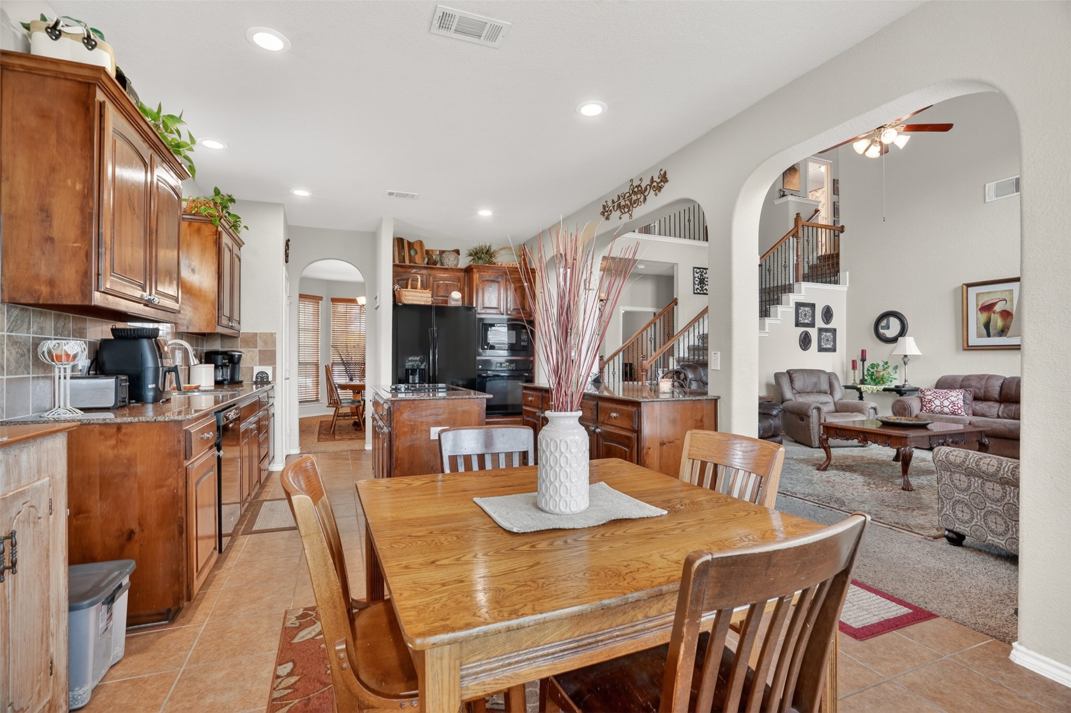 17 Tallwood Lane Edgecliff Village TX 76134