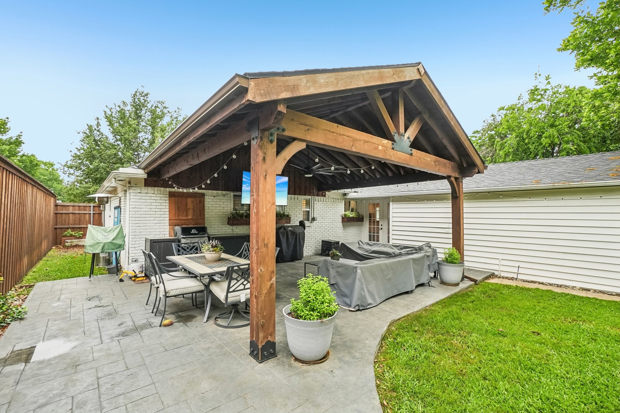 3549 Vinecrest Drive Dallas TX 75229