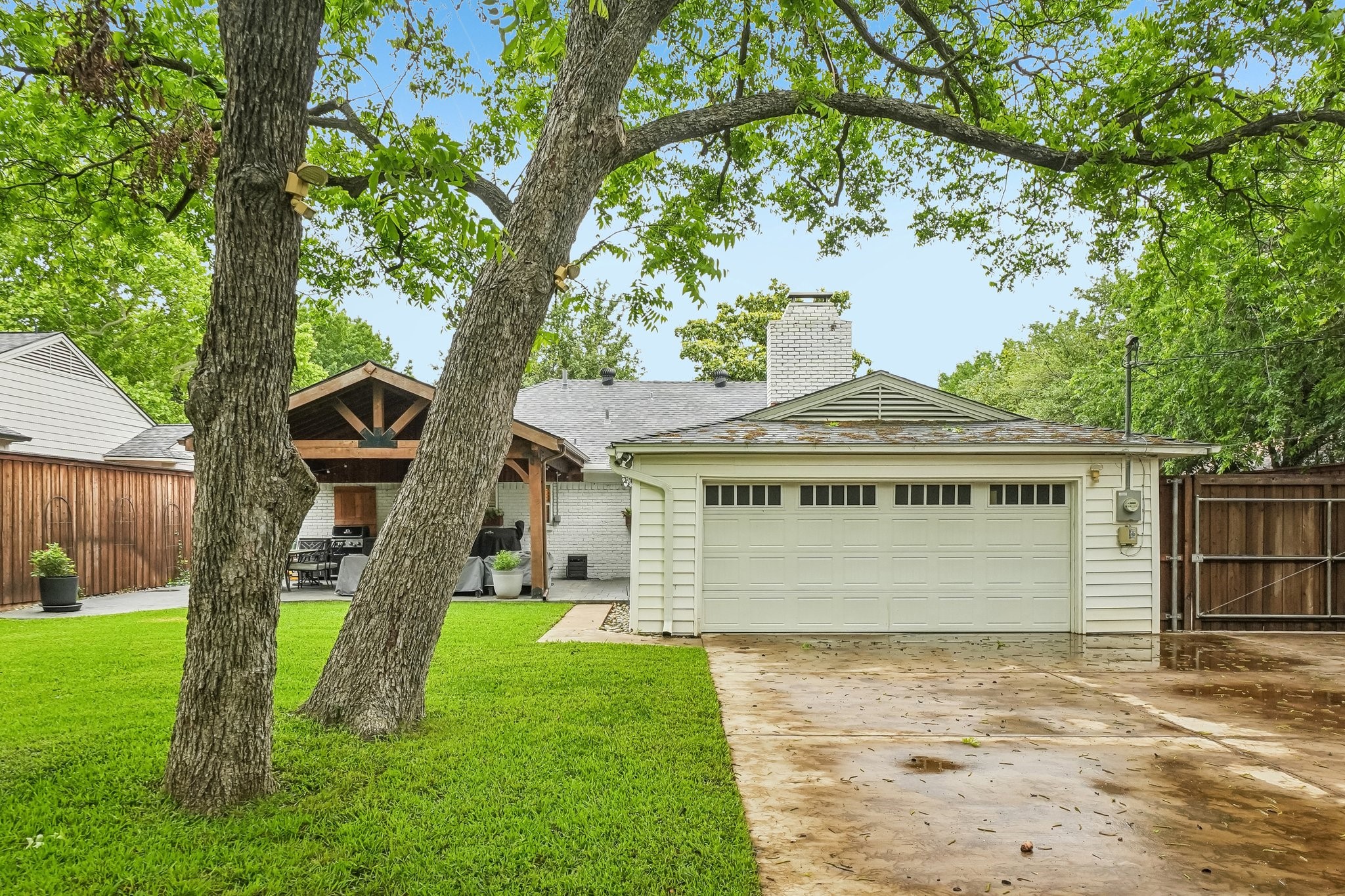 3549 Vinecrest Drive Dallas TX 75229