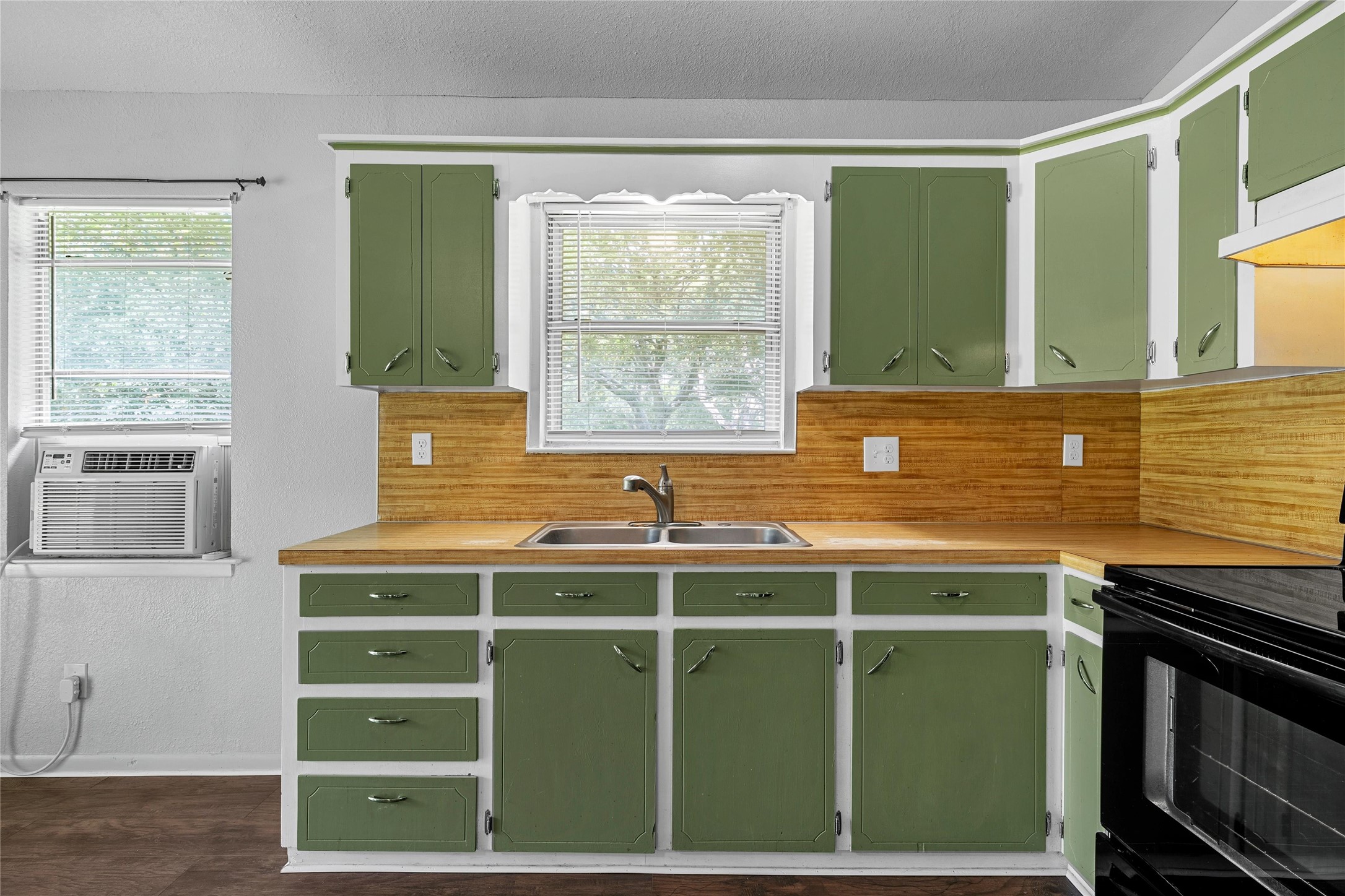 235 Country Drive Waco TX 76705