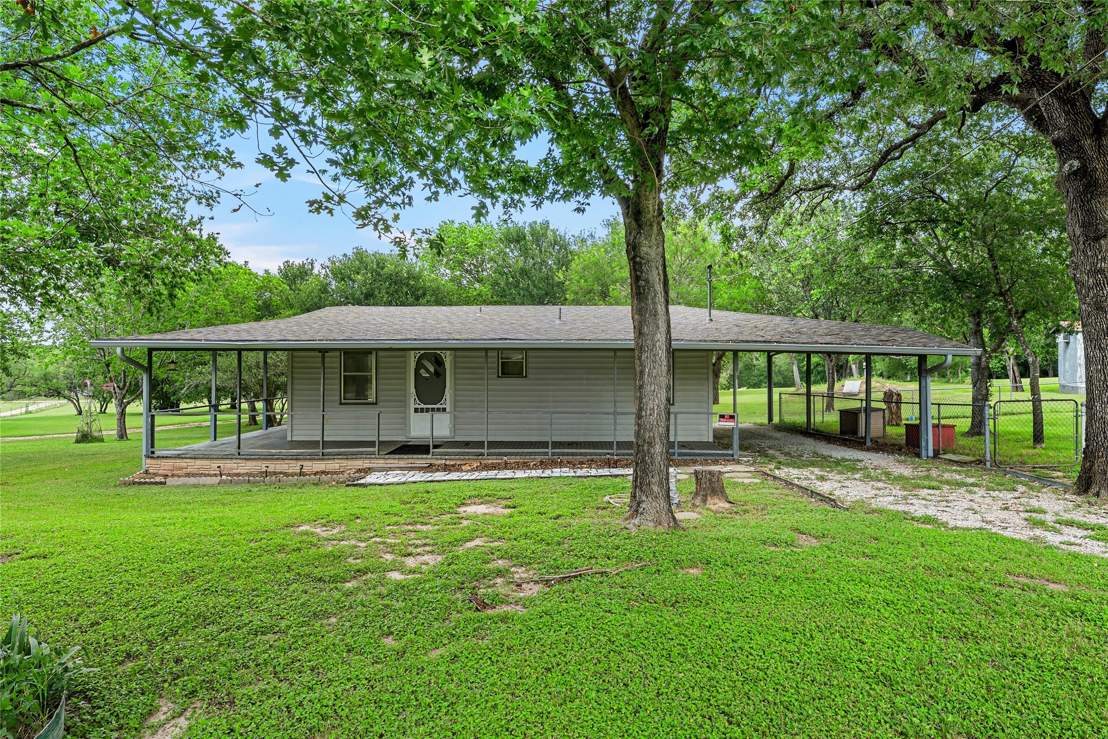 235 Country Drive Waco TX 76705