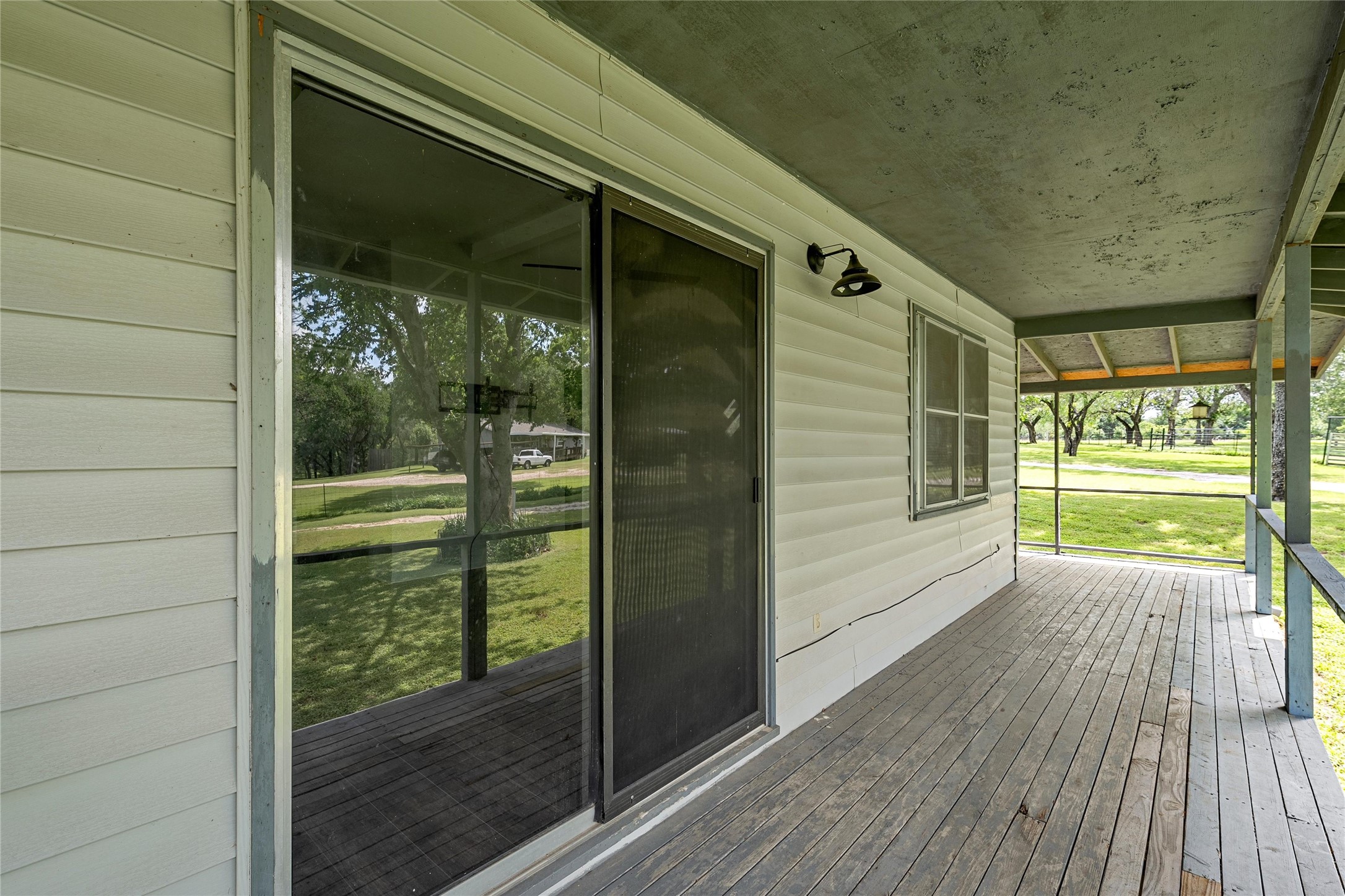 235 Country Drive Waco TX 76705
