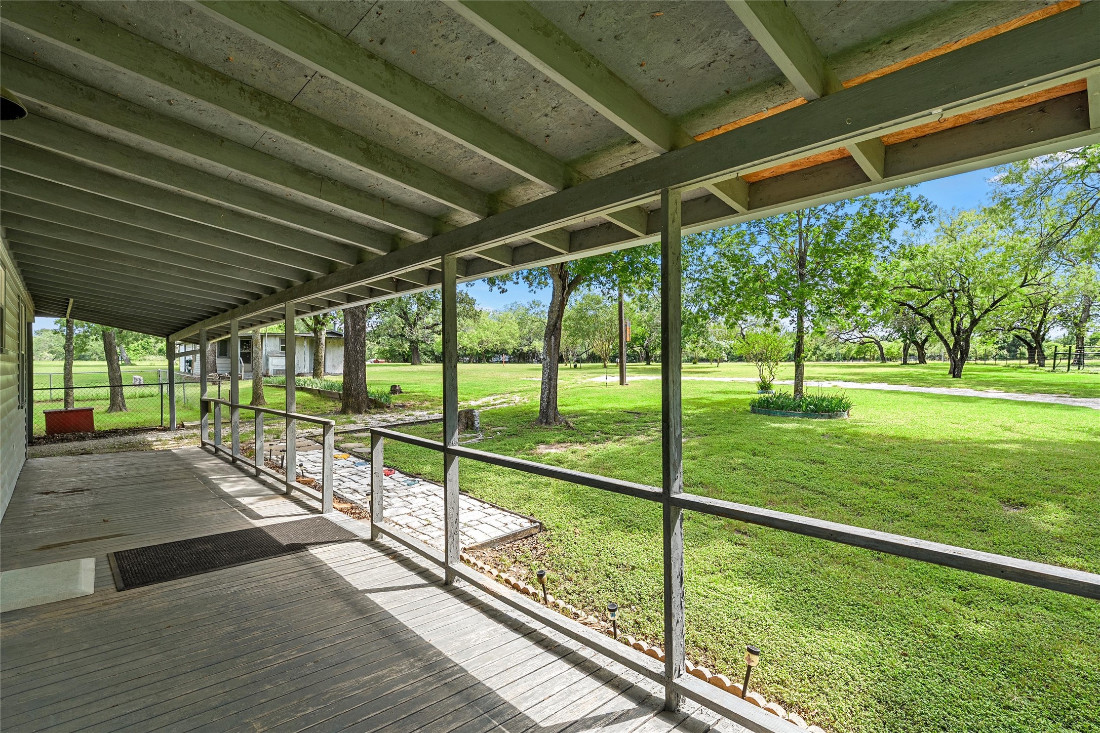 235 Country Drive Waco TX 76705