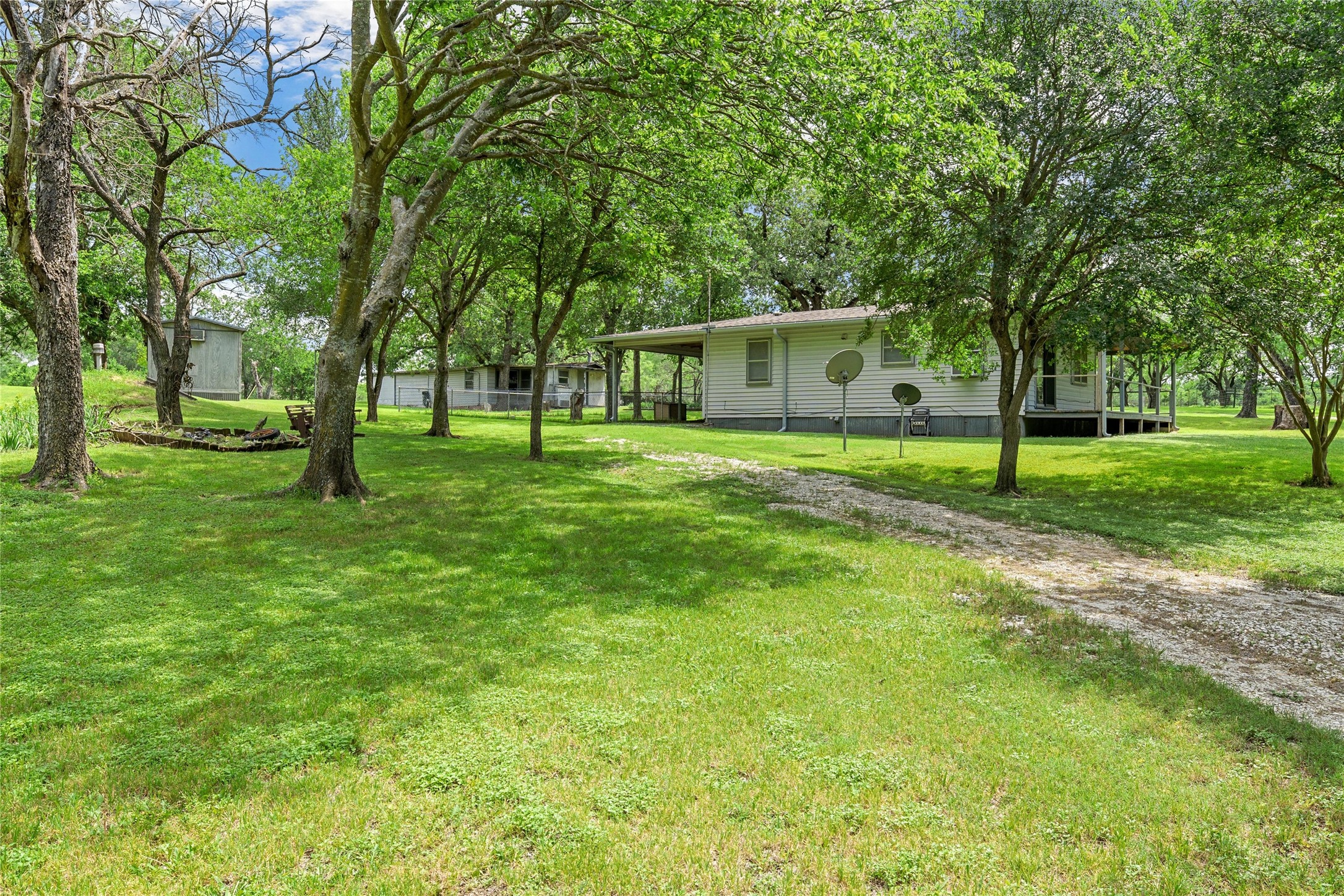 235 Country Drive Waco TX 76705