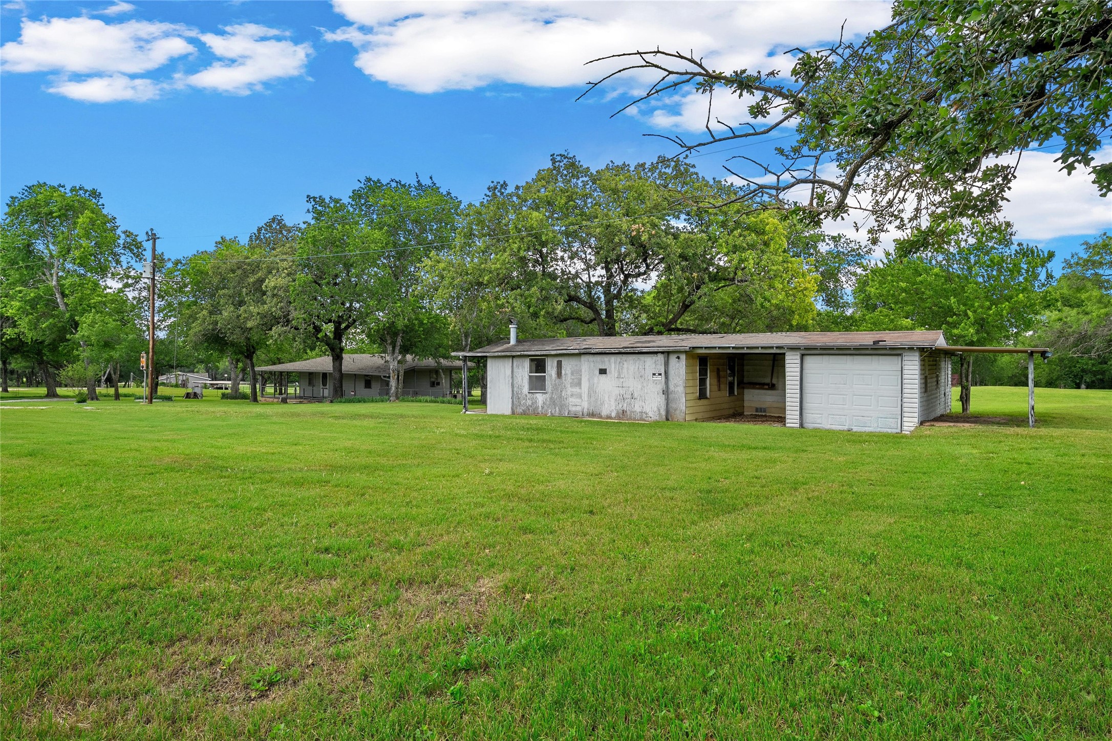 235 Country Drive Waco TX 76705
