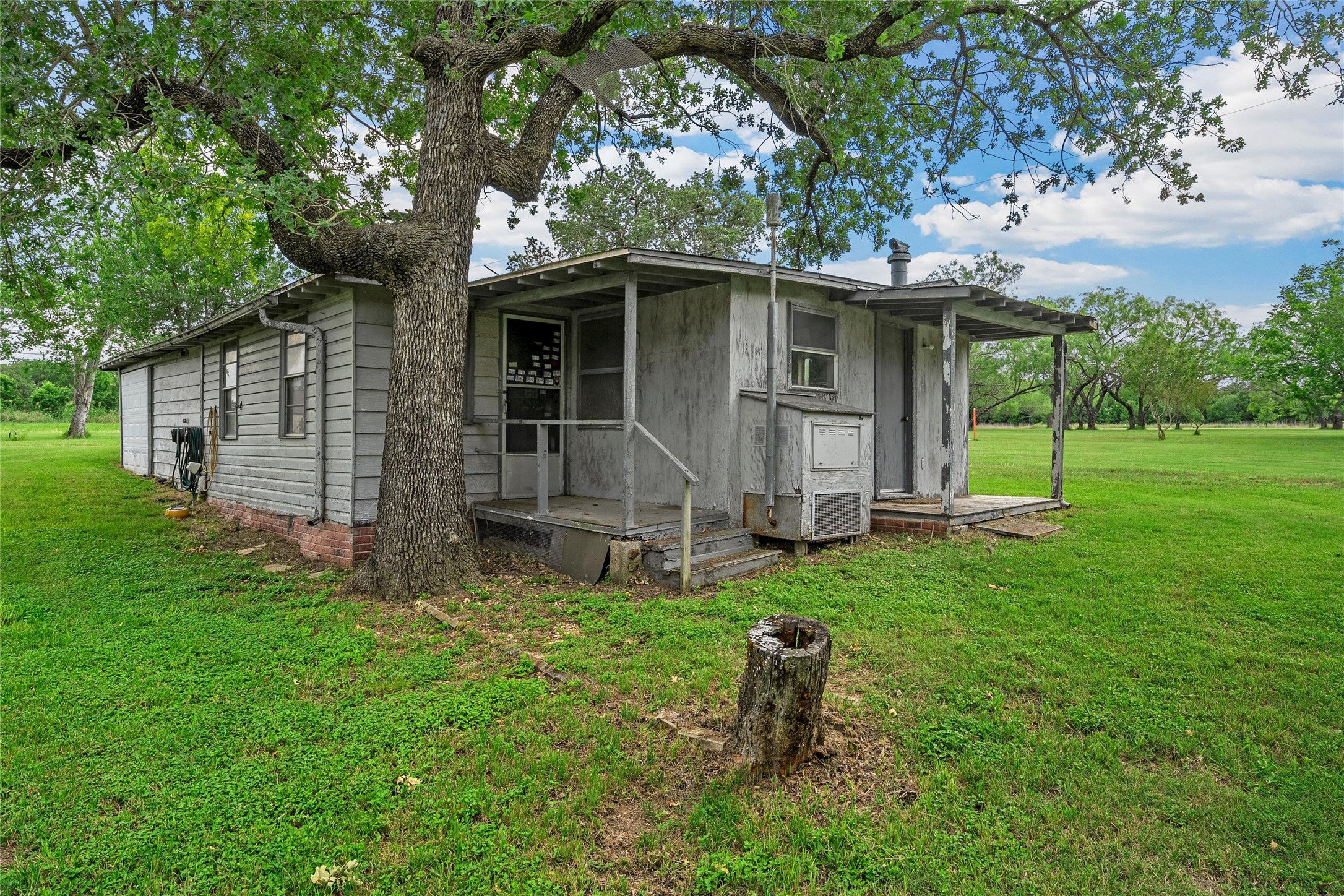 235 Country Drive Waco TX 76705
