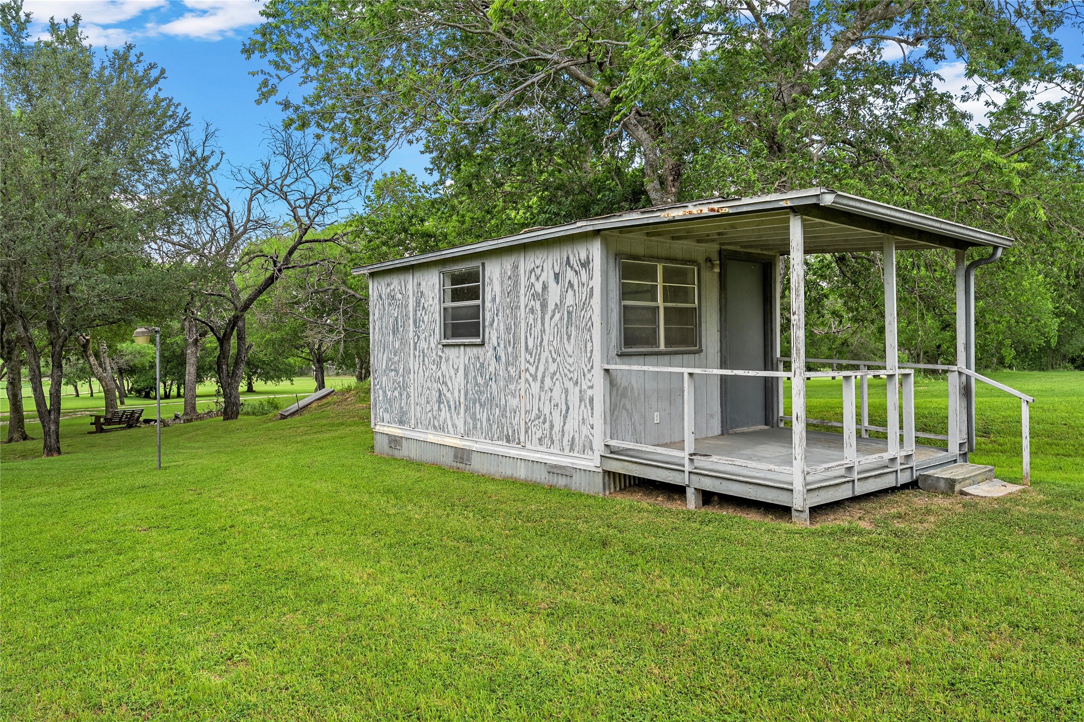 235 Country Drive Waco TX 76705