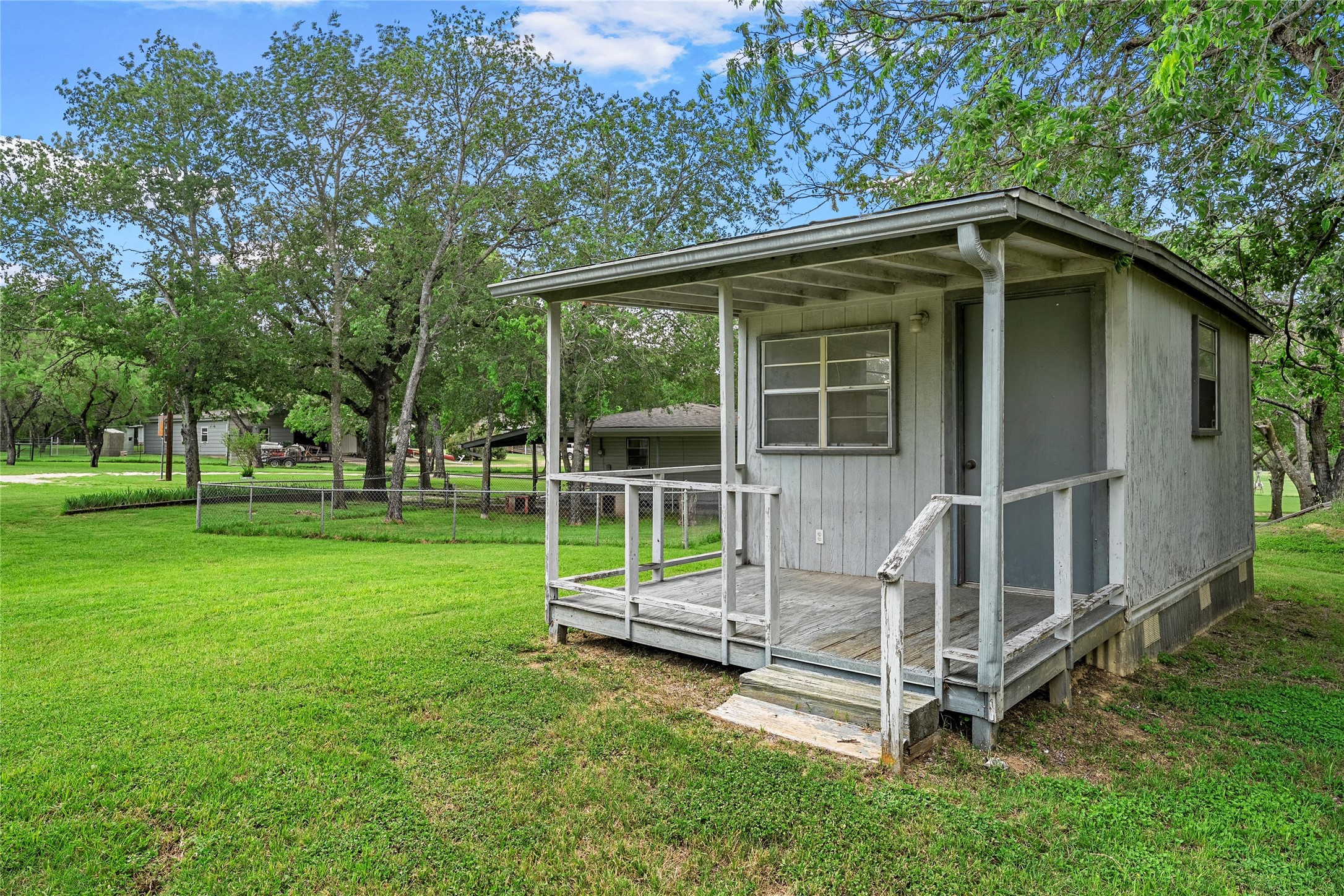 235 Country Drive Waco TX 76705
