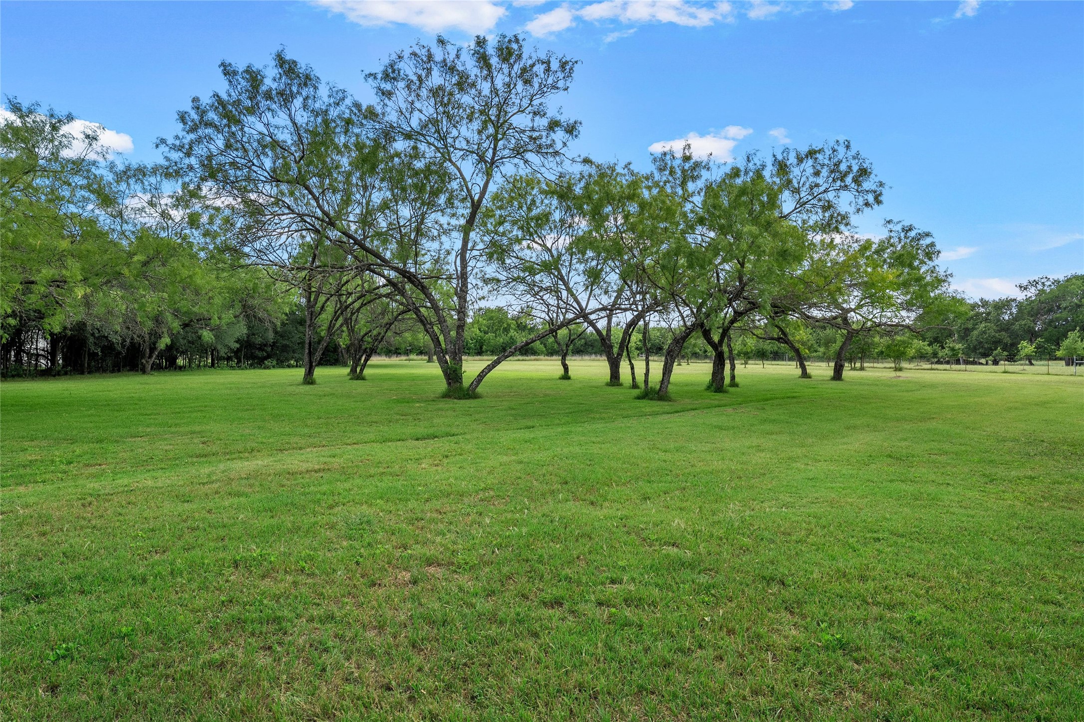 235 Country Drive Waco TX 76705
