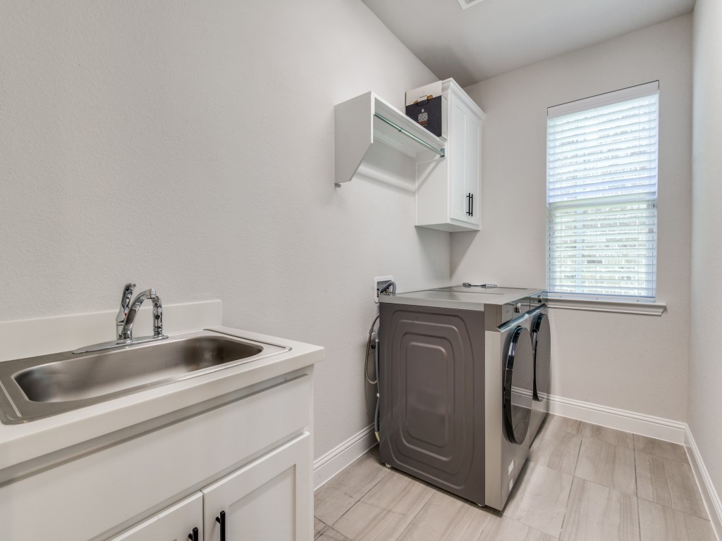3540 Damsel Brooke Street Lewisville TX 75056