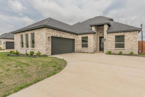 5213 Noble Lane Grand Prairie TX 75052