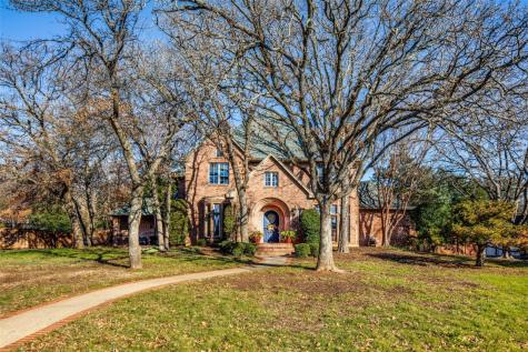 3829 Montecito Drive Denton TX 76205