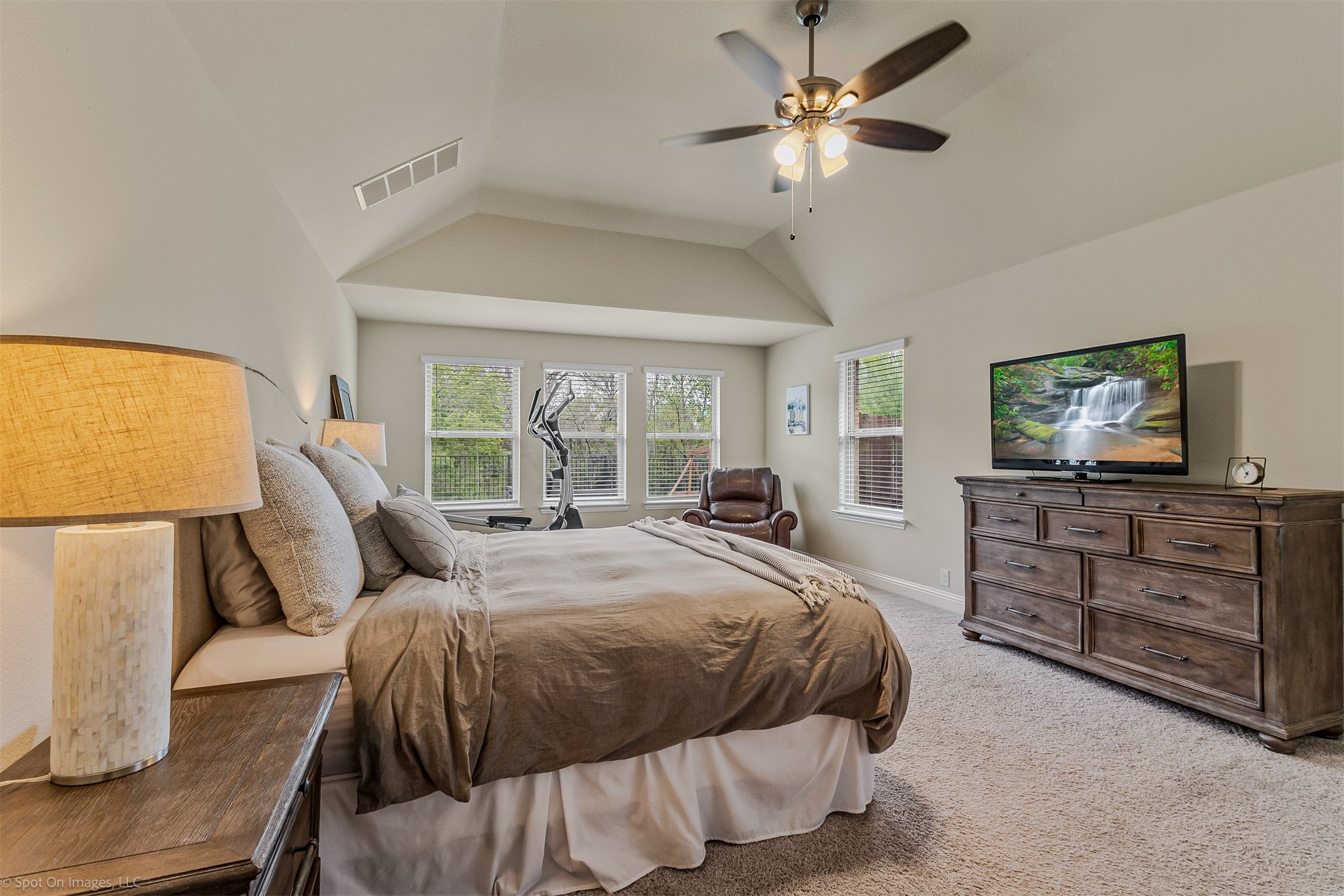 485 W Autumn Hill Bluff Lavon TX 75166