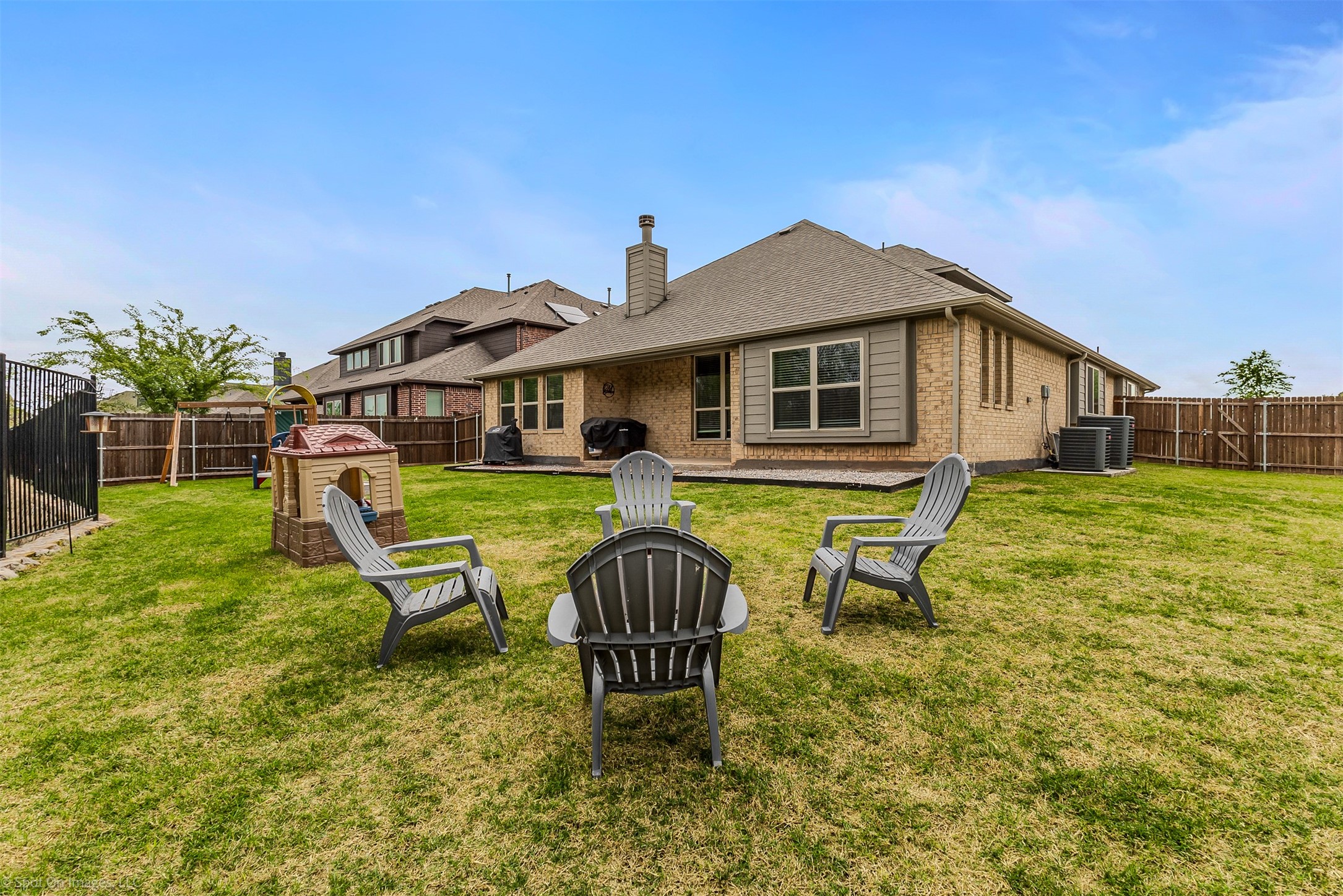 485 W Autumn Hill Bluff Lavon TX 75166
