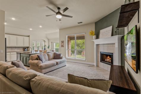 485 W Autumn Hill Bluff Lavon TX 75166