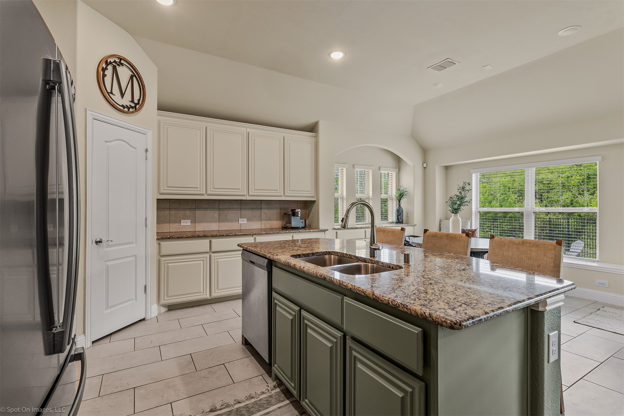485 W Autumn Hill Bluff Lavon TX 75166