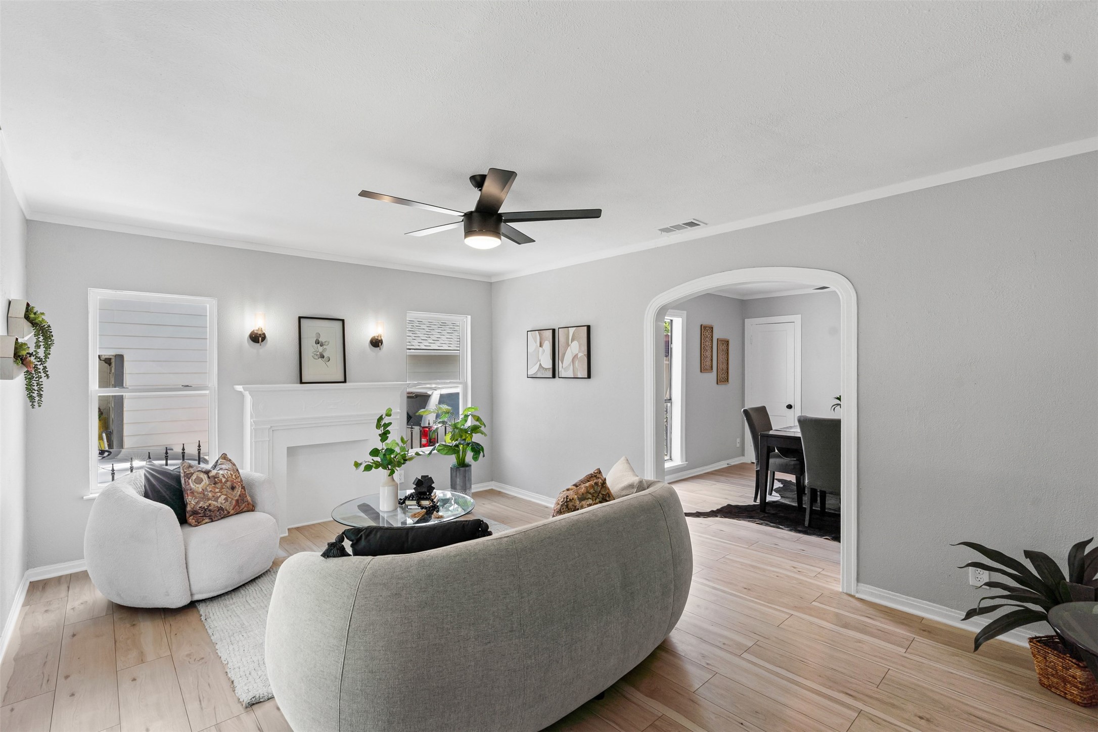 2126 Idaho Avenue Dallas TX 75216
