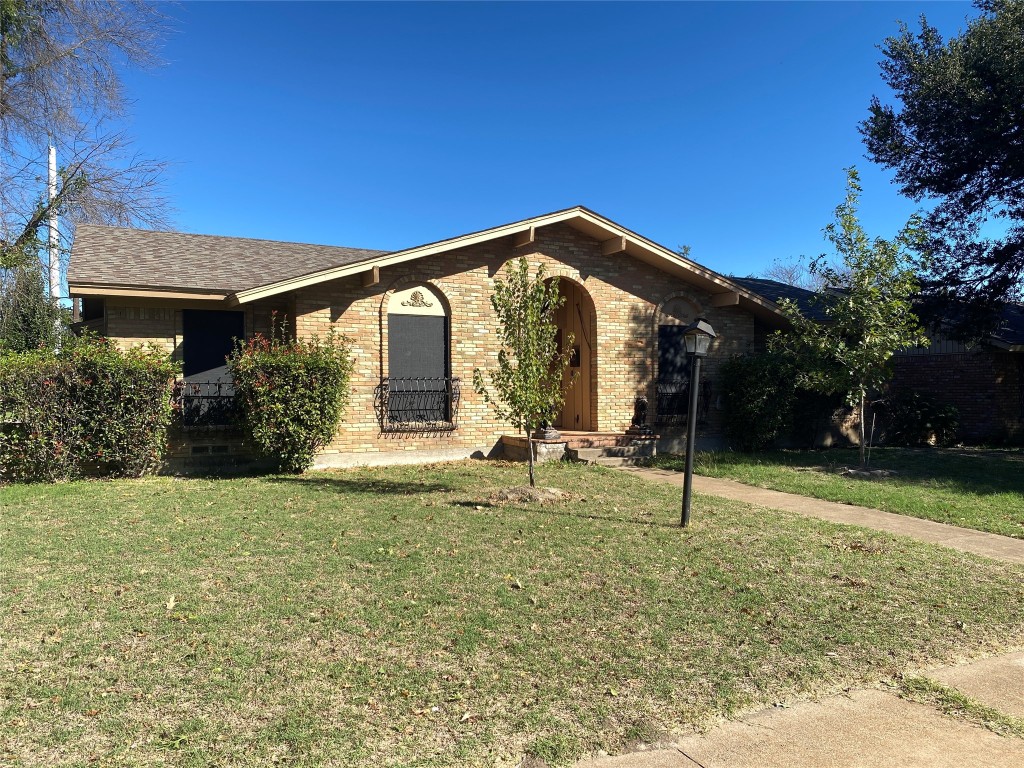 1919 Dolores Way Dallas TX 75232