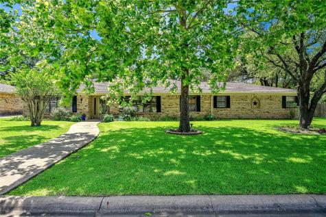 1424 Crescent Drive Sherman TX 75092