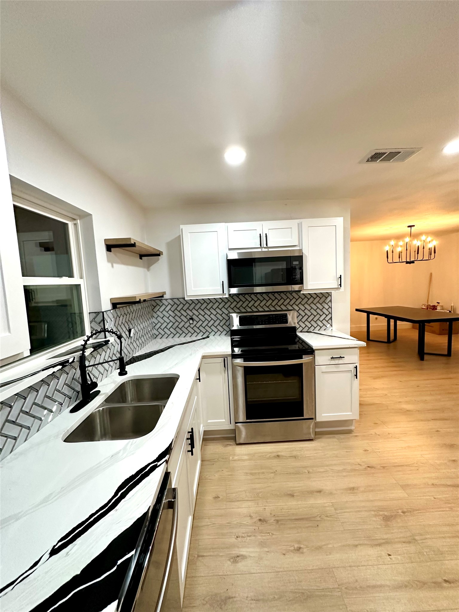 3324 E 15th Street Plano TX 75074