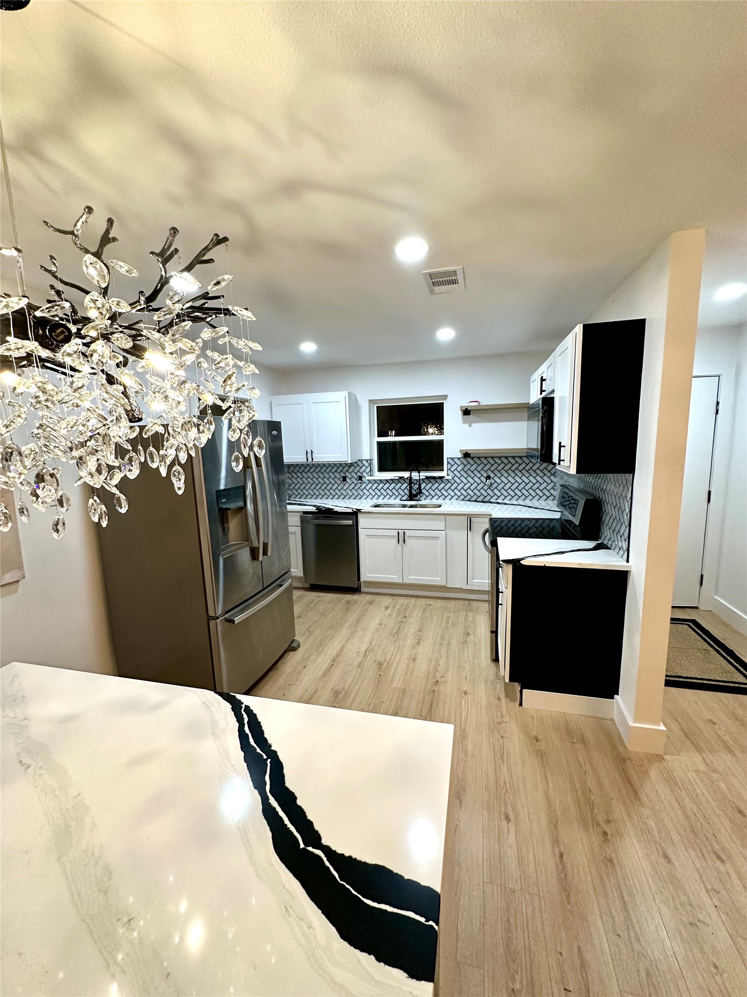 3324 E 15th Street Plano TX 75074