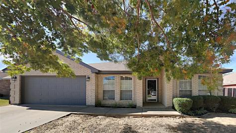769 Hunter Drive Azle TX 76020