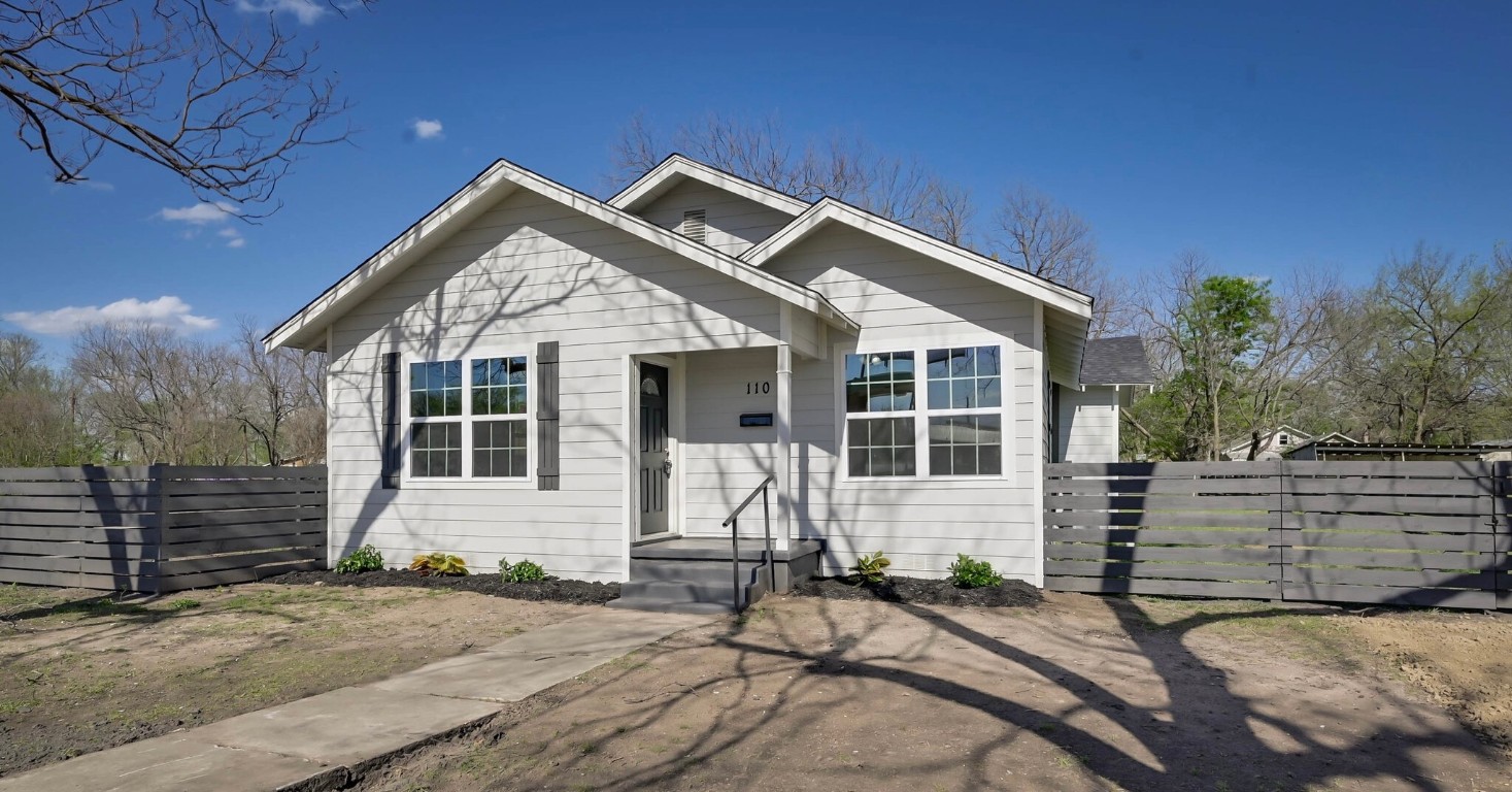 110 N Sinclair Avenue Kerens TX 75144