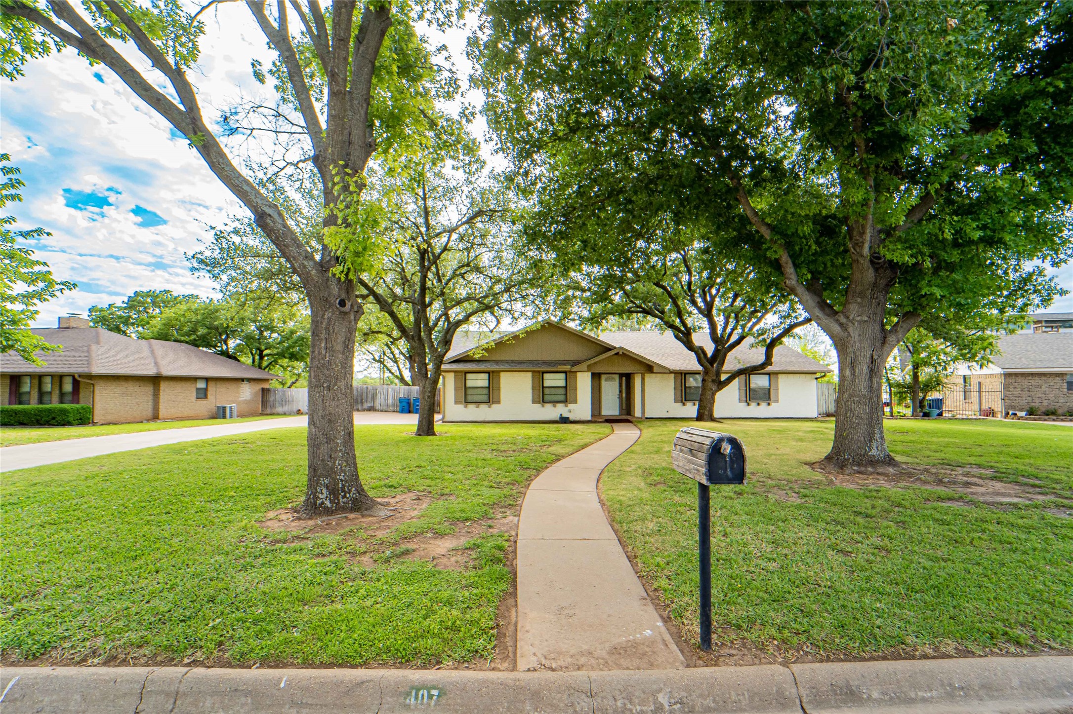 407 Ridge Road Breckenridge TX 76424