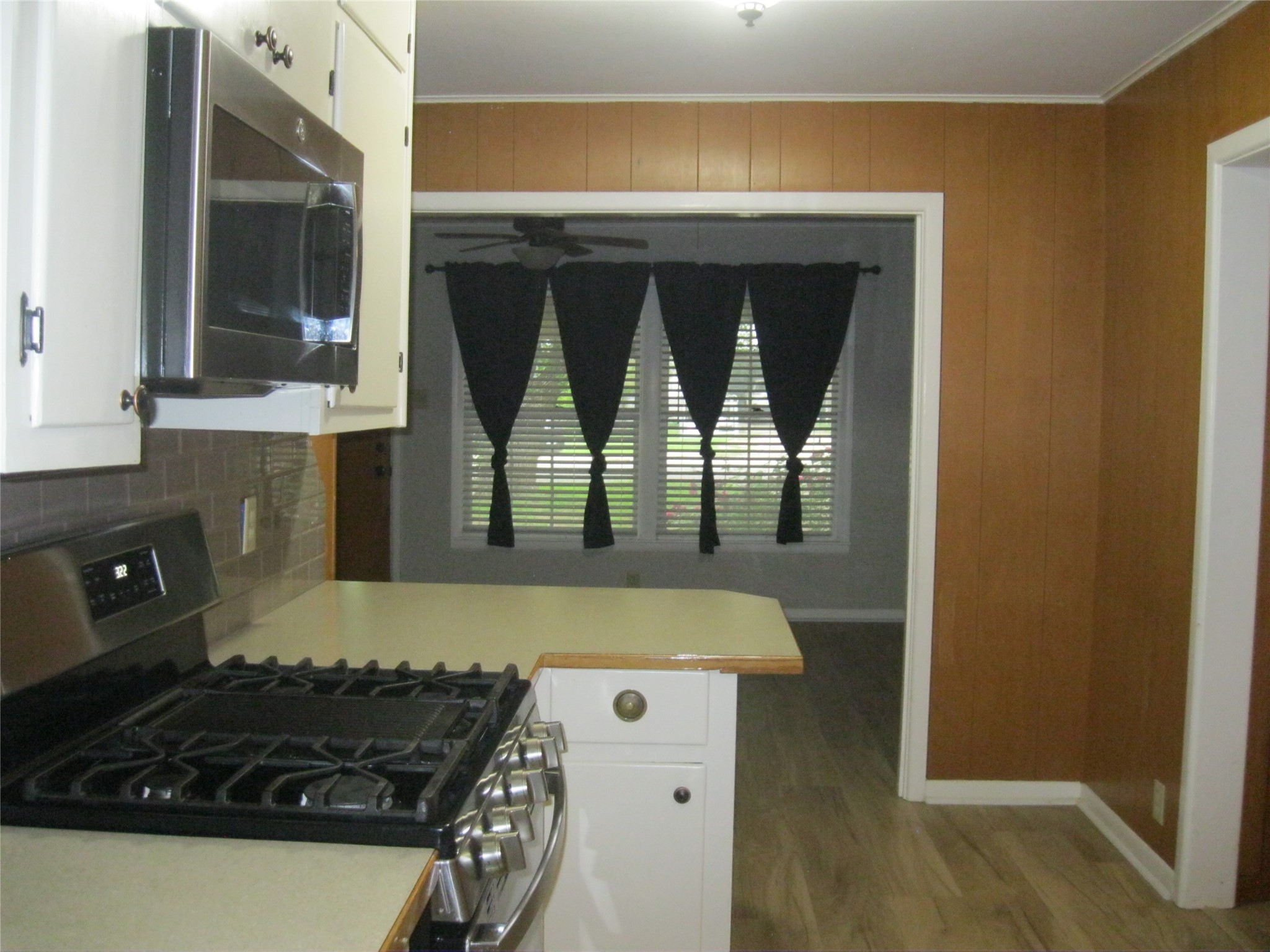 1206 W Dyer Street Breckenridge TX 76424