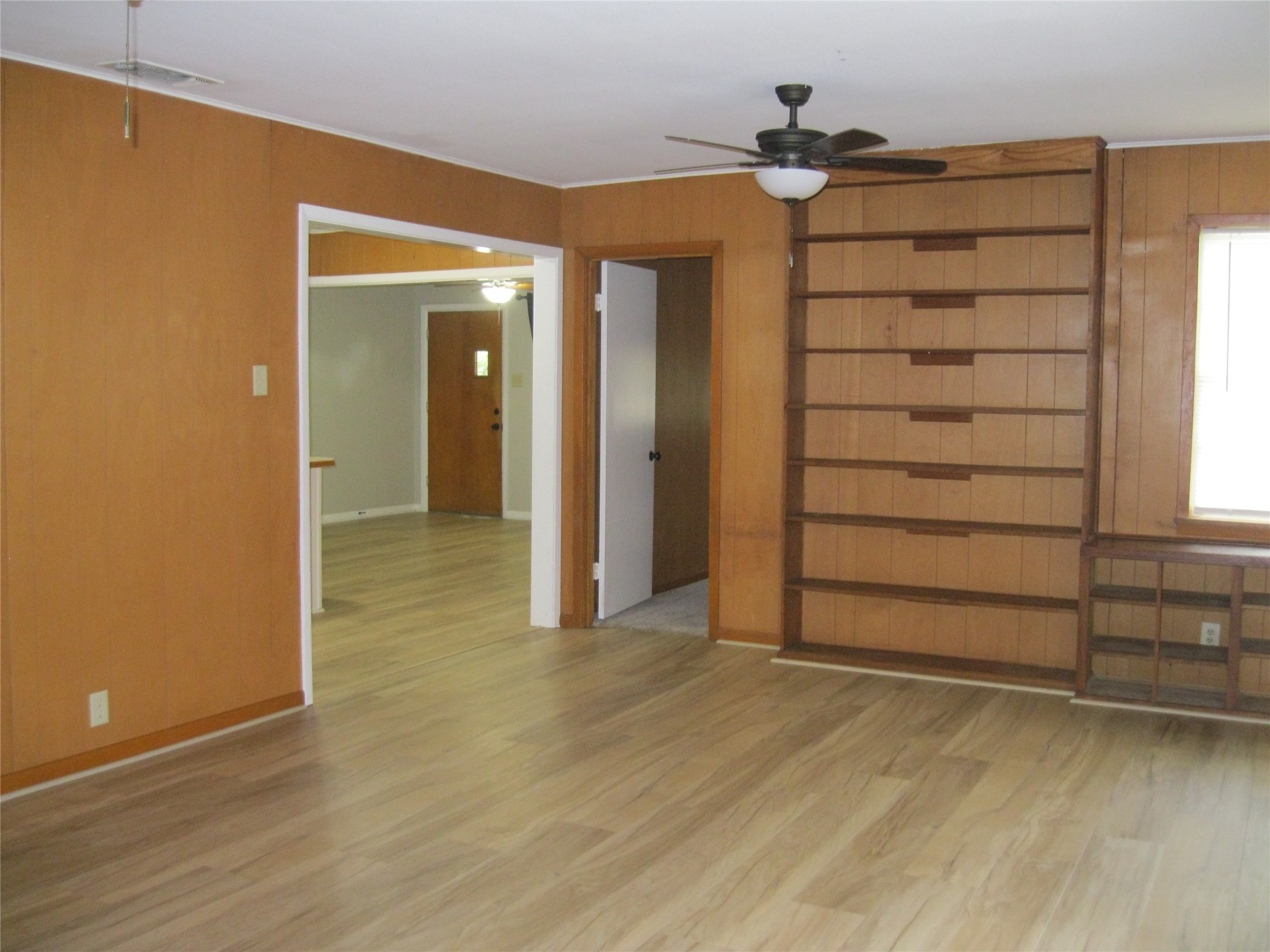 1206 W Dyer Street Breckenridge TX 76424