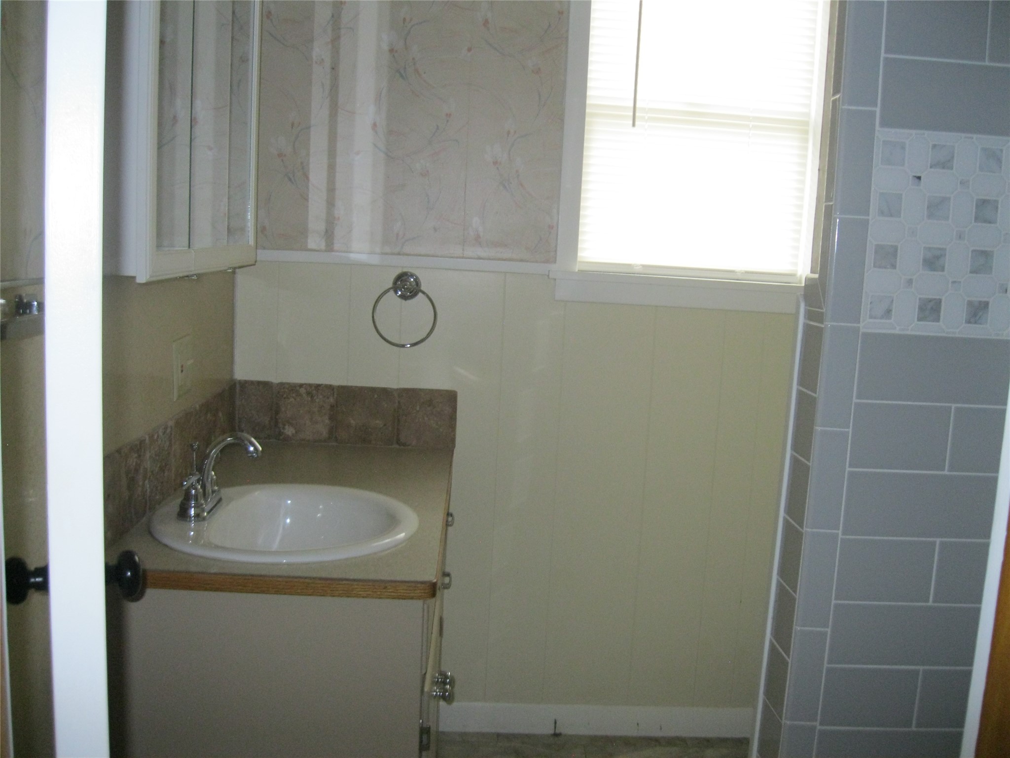 1206 W Dyer Street Breckenridge TX 76424