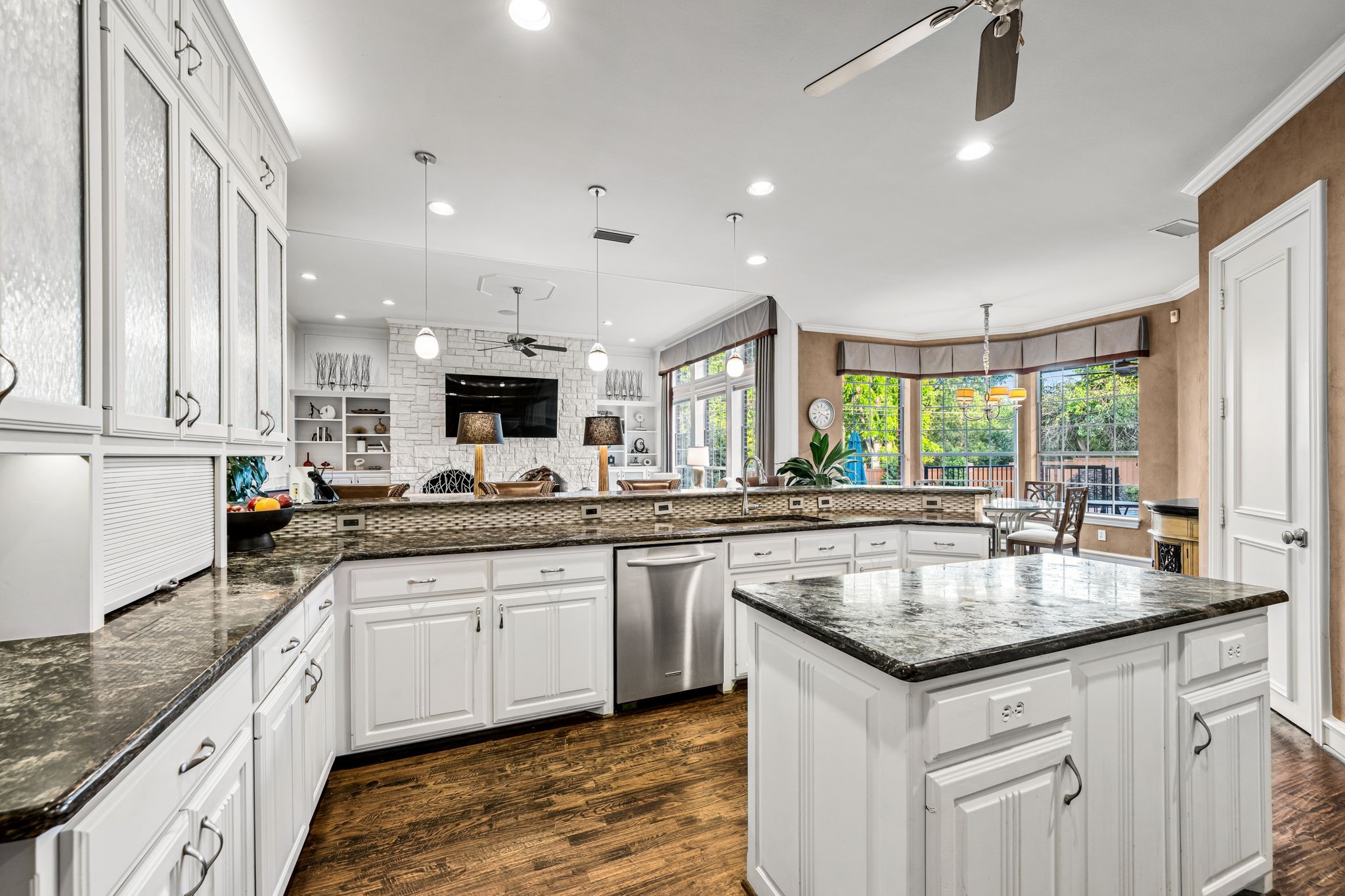 14908 Bellbrook Drive Addison TX 75254